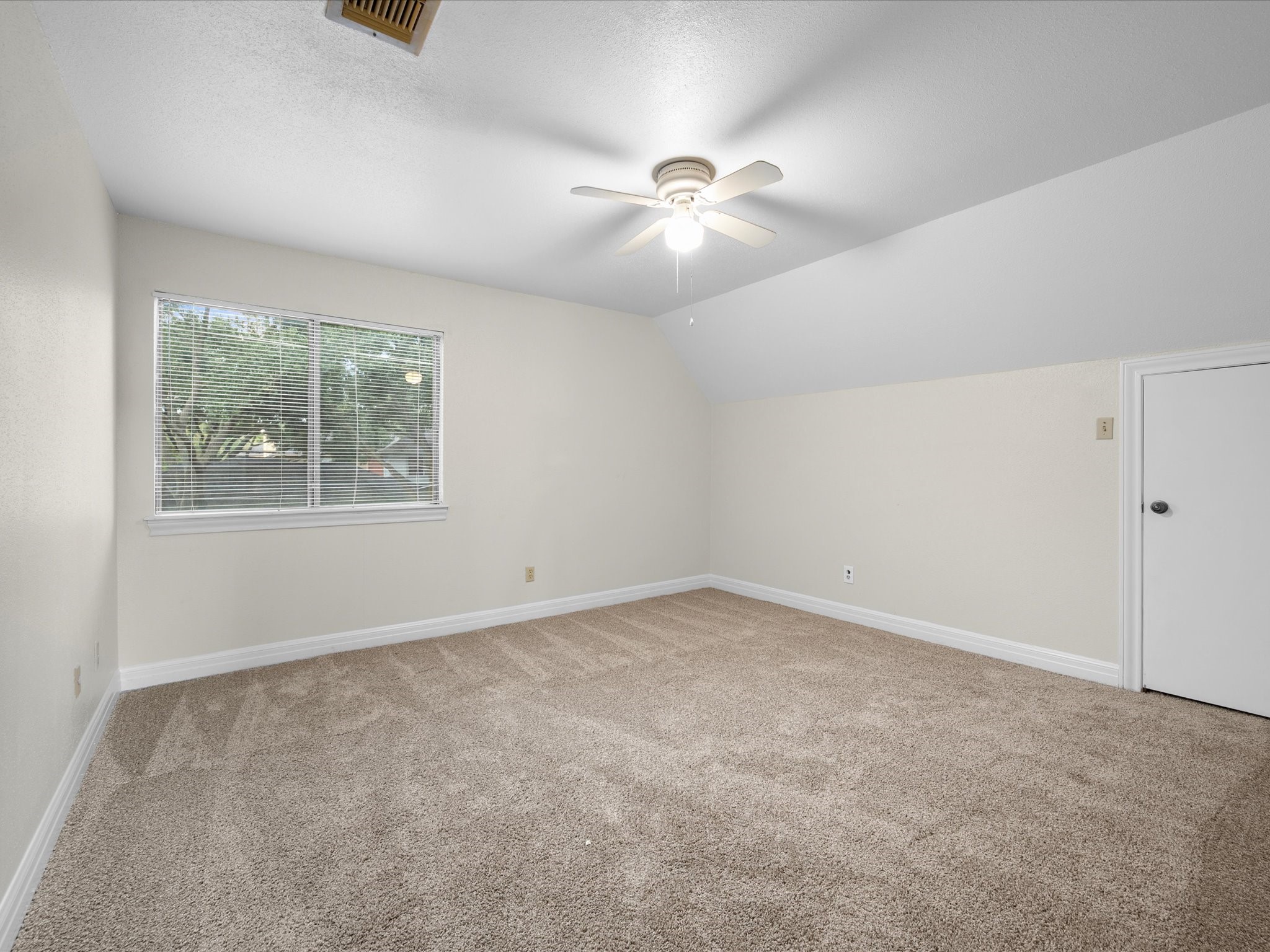 18006 Memorial Estates Drive Property Photo 30
