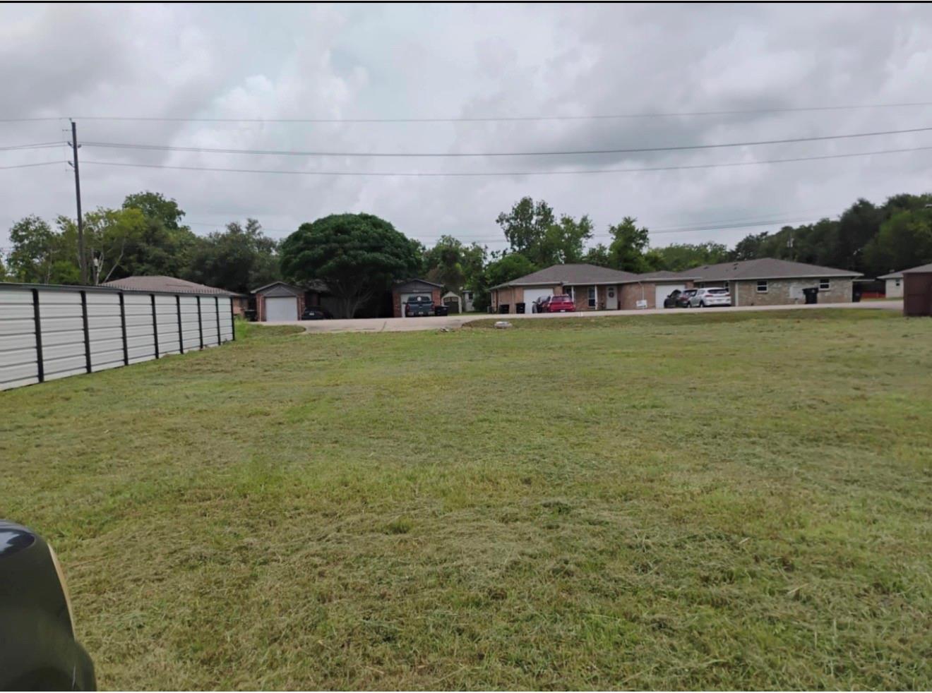 0 Verhalen Road Property Photo 3