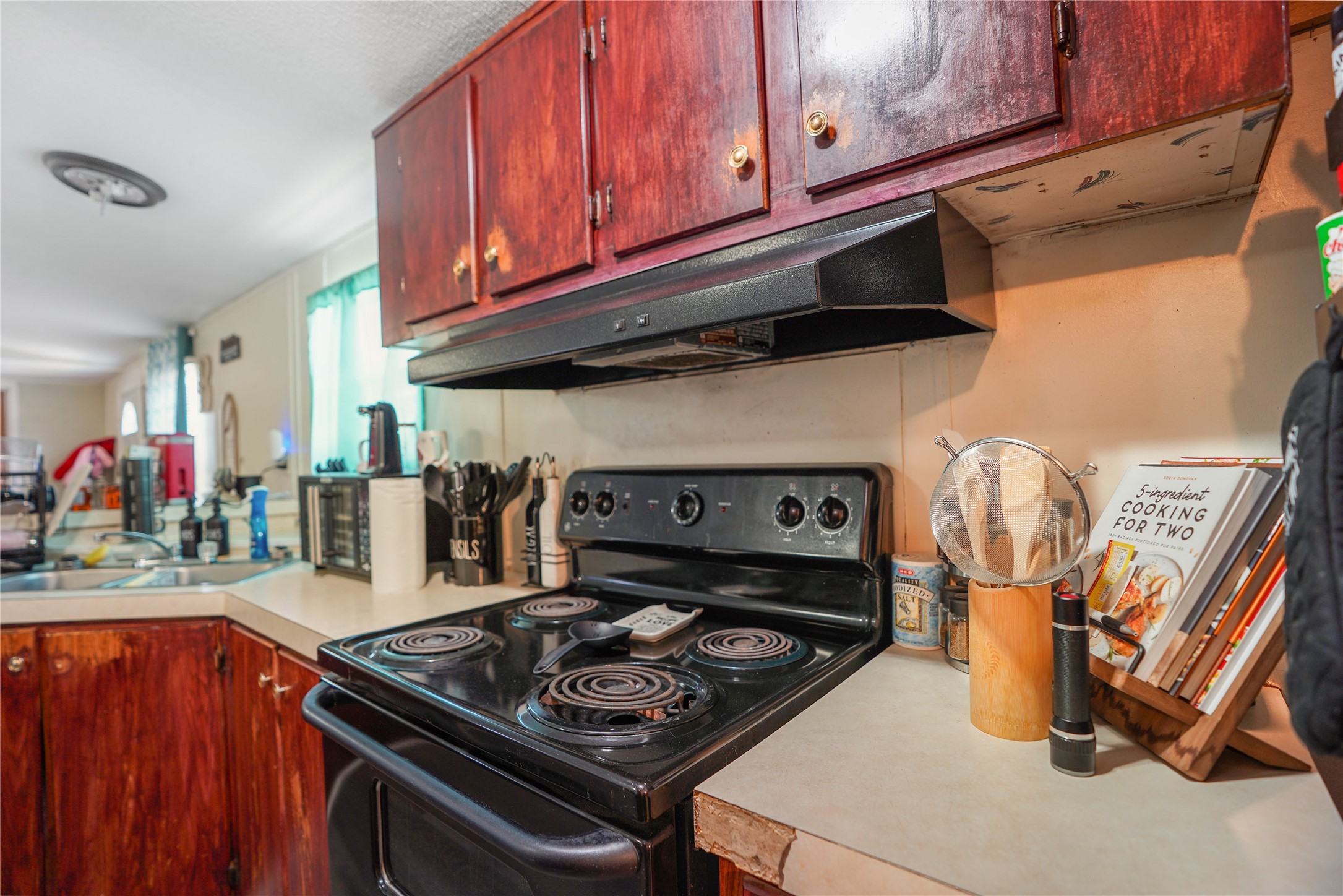 207 Riverside Street Property Photo 21