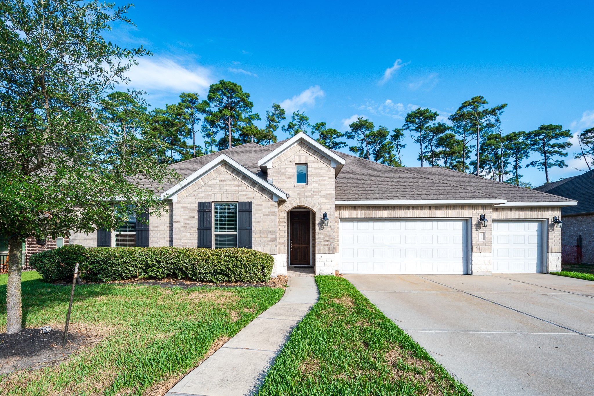 18203 Langkawi Lane Property Photo 1