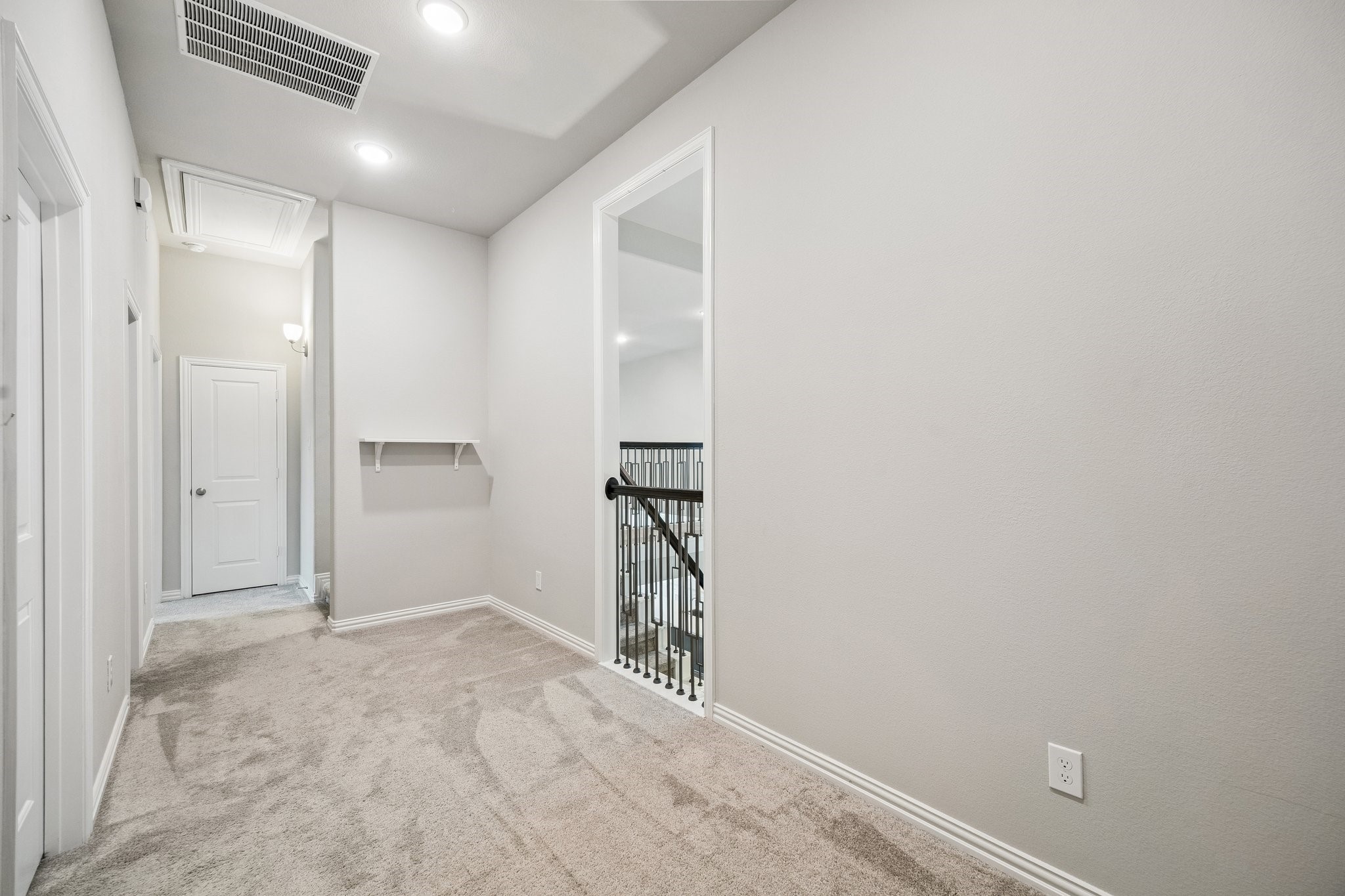 1415 Layla Sage Loop Property Photo 21