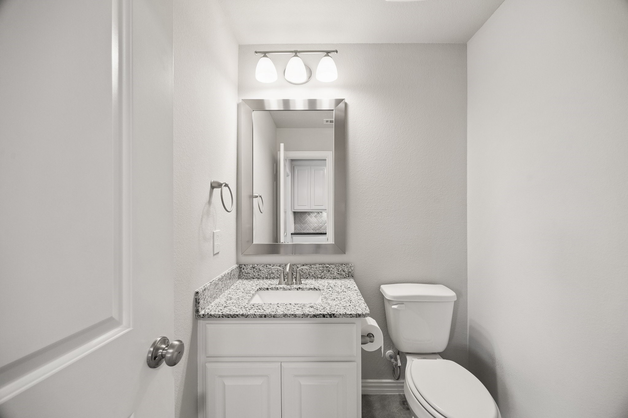 1415 Layla Sage Loop Property Photo 22