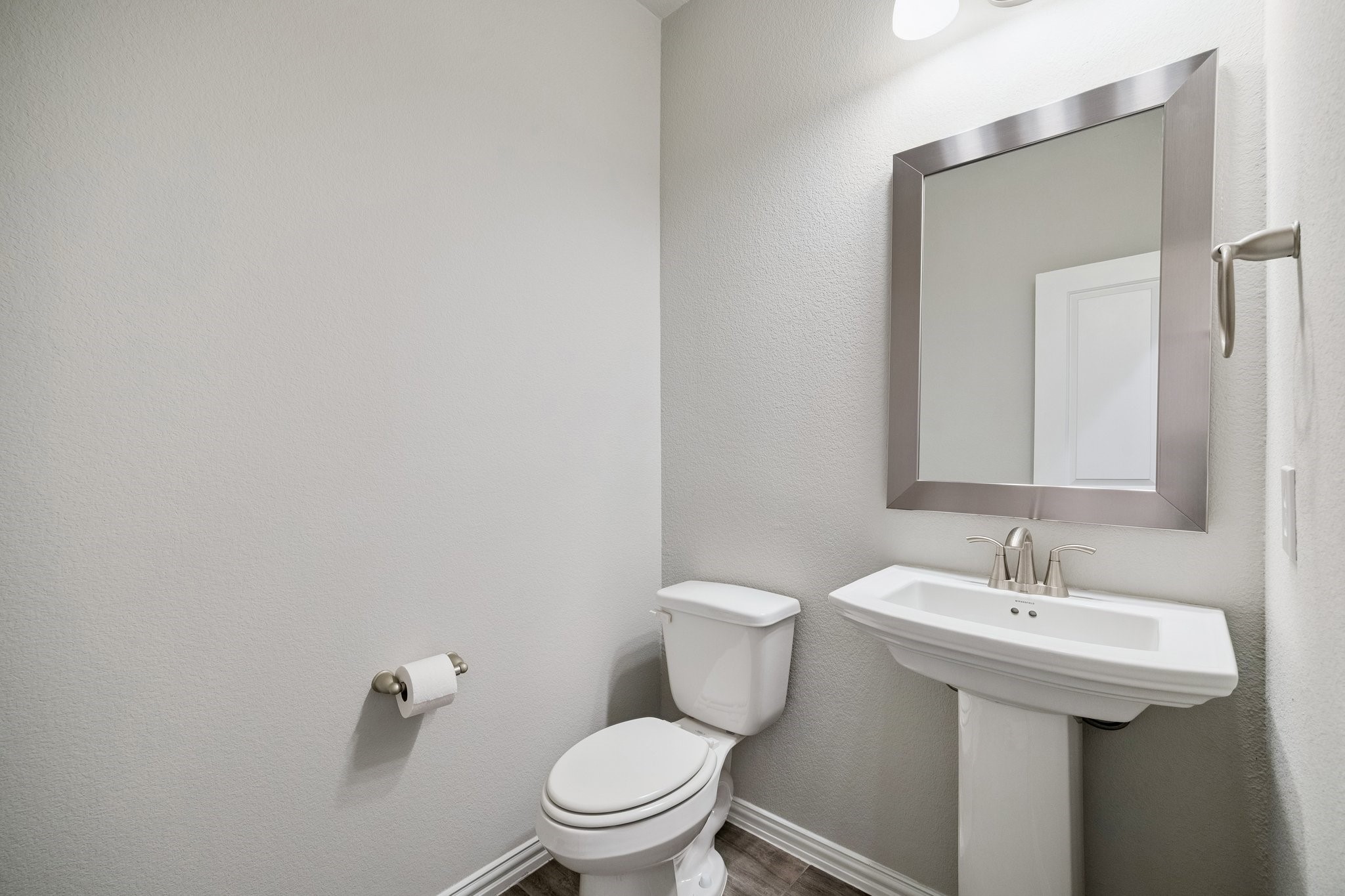 1415 Layla Sage Loop Property Photo 26