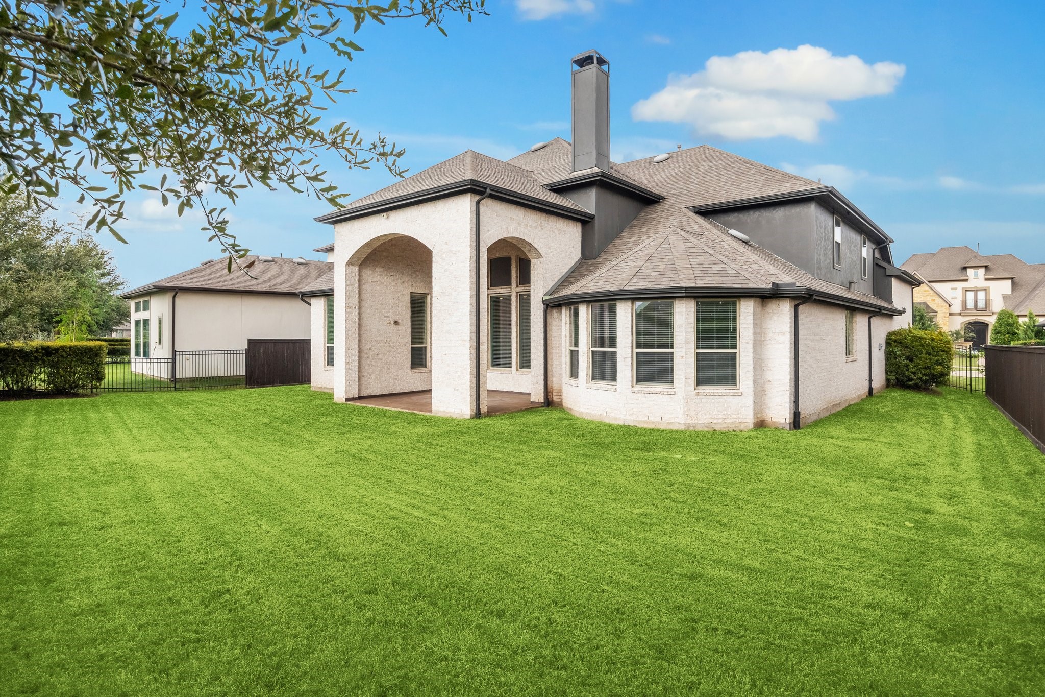 1415 Layla Sage Loop Property Photo 28