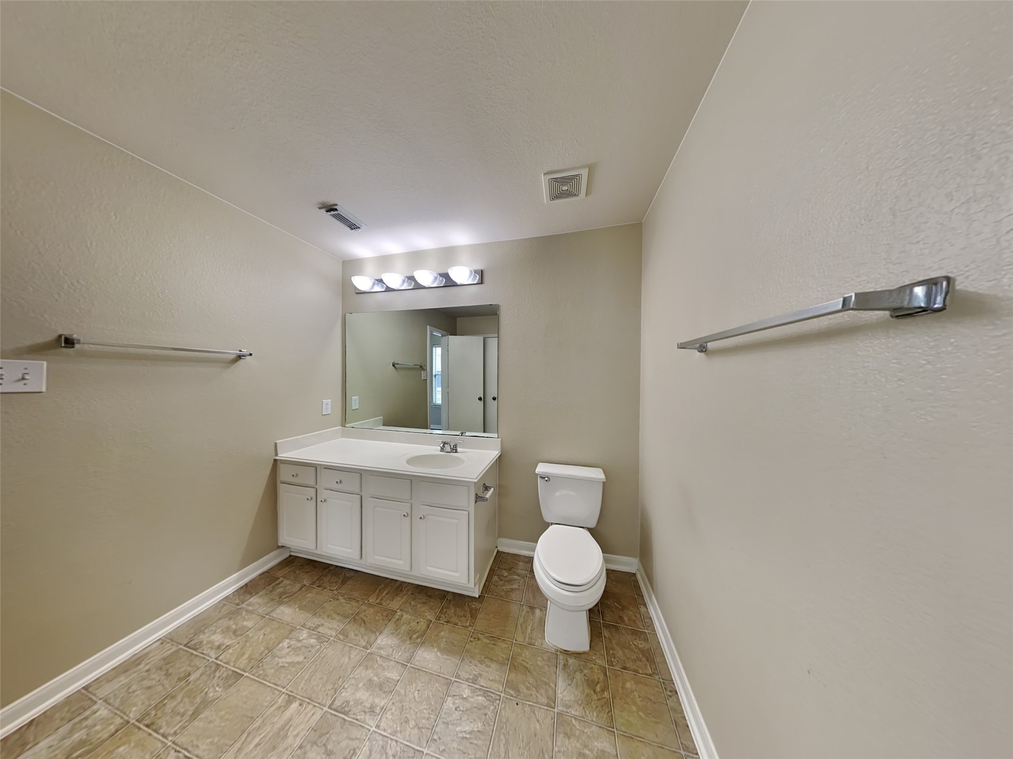 29435 Legends Glen Drive Property Photo 14
