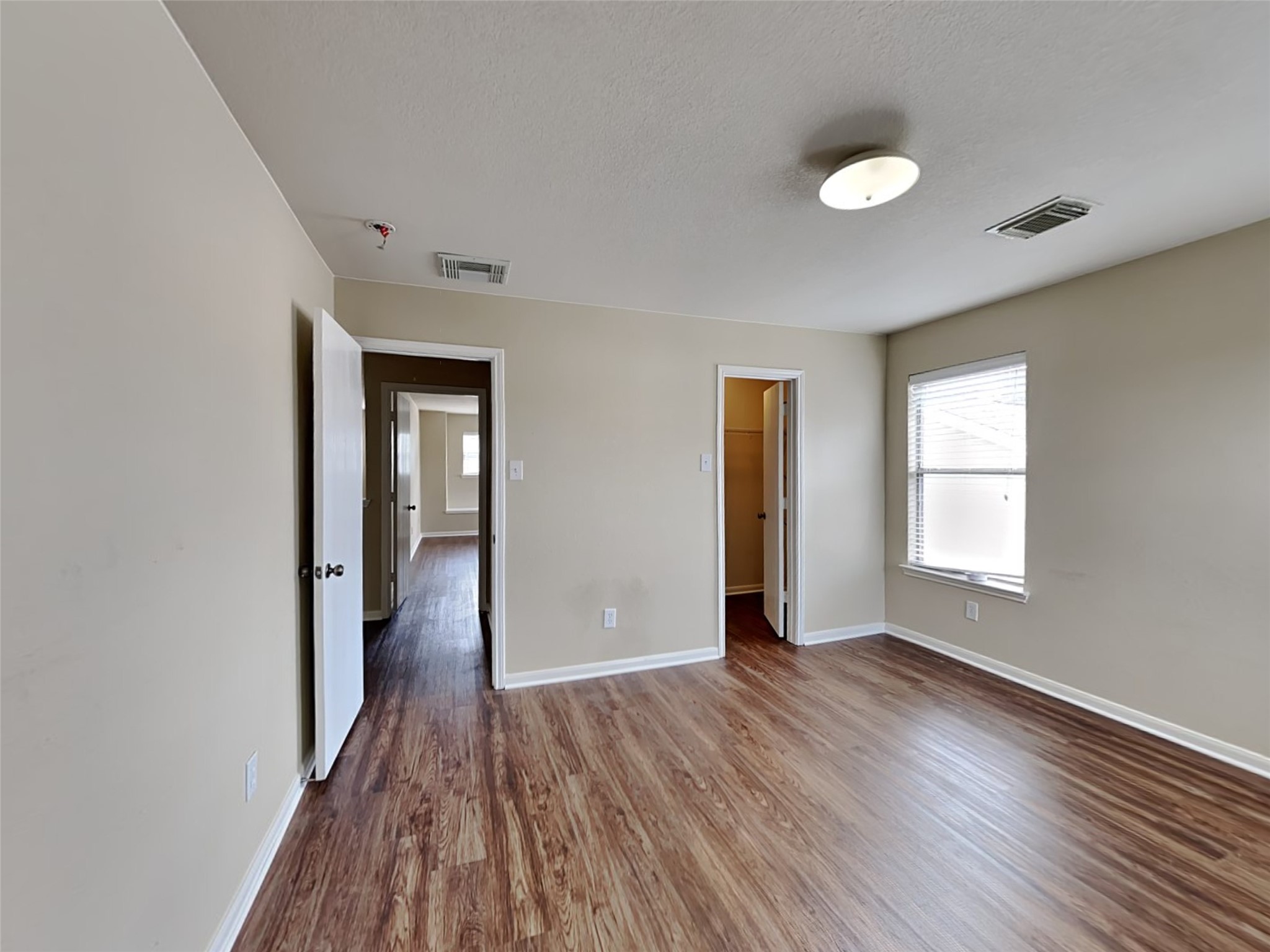 29435 Legends Glen Drive Property Photo 16