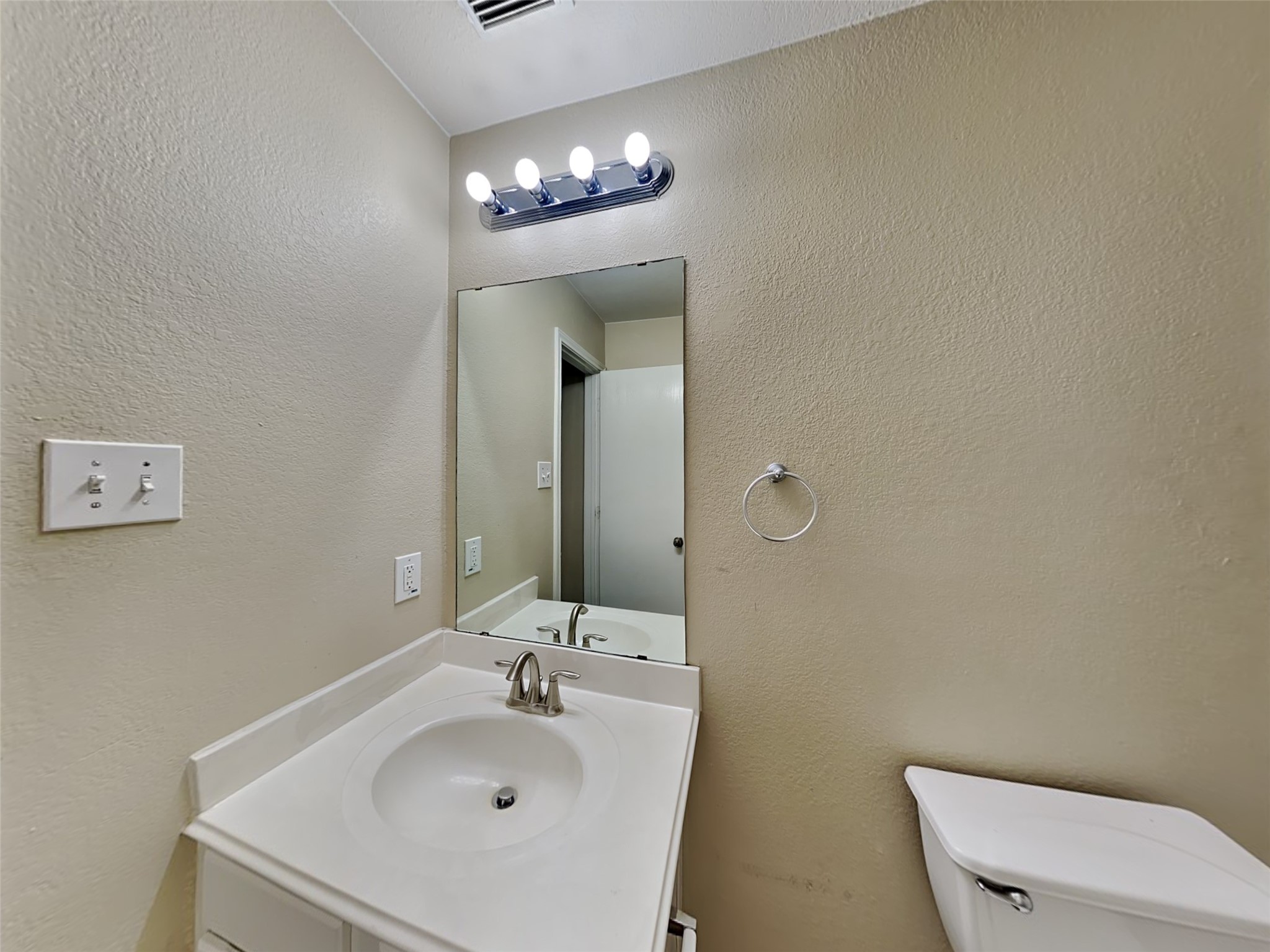 29435 Legends Glen Drive Property Photo 18