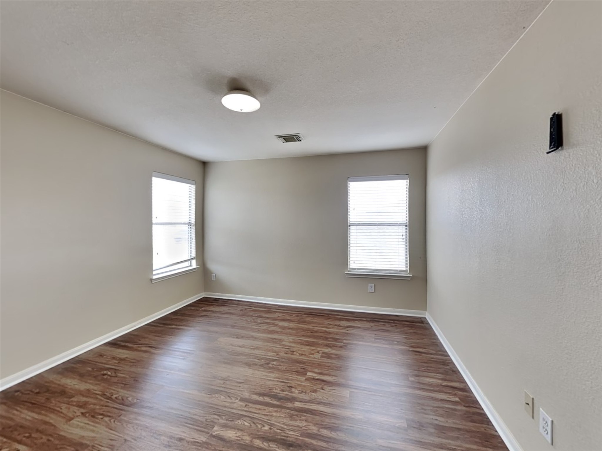 29435 Legends Glen Drive Property Photo 20
