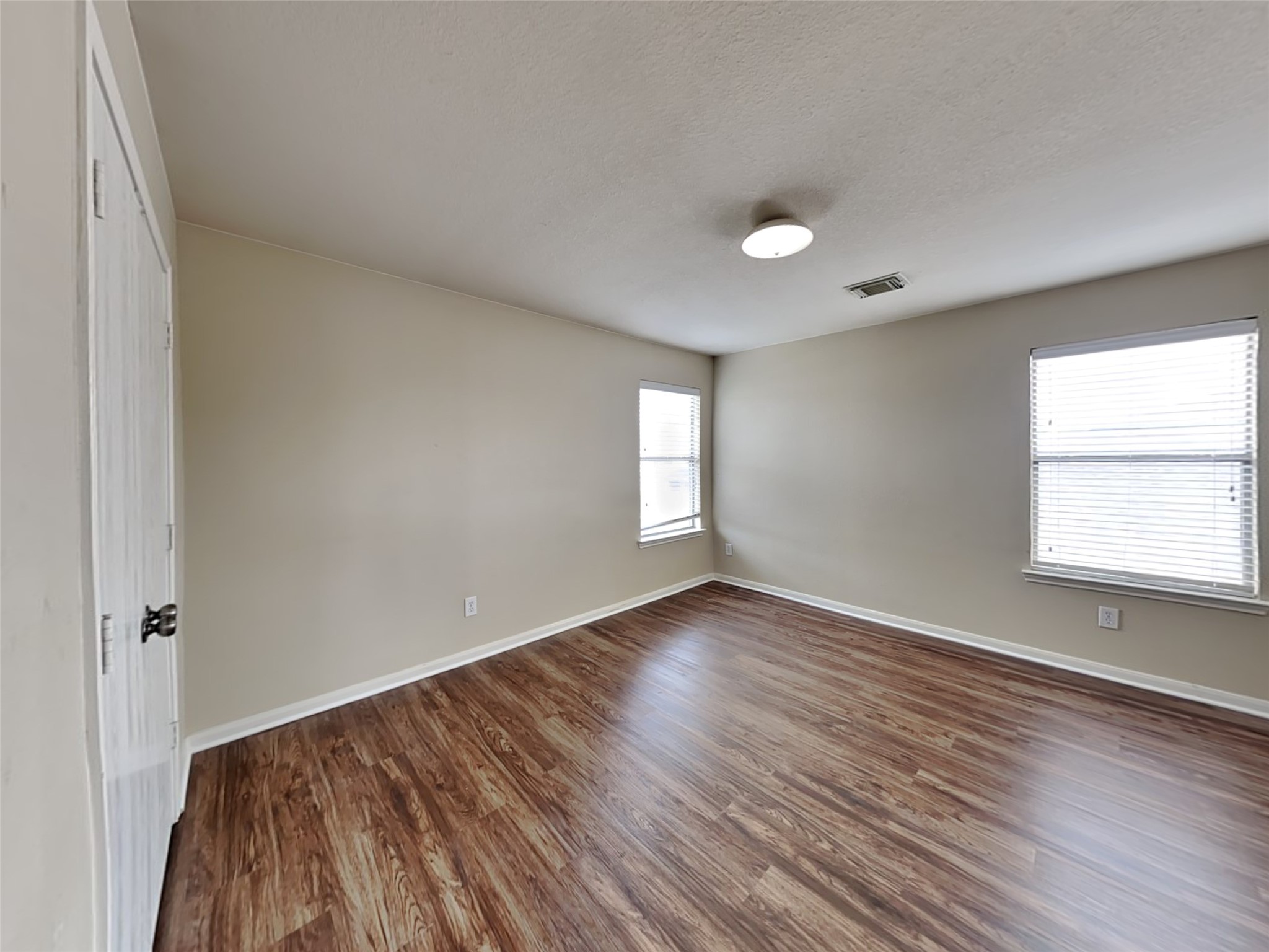 29435 Legends Glen Drive Property Photo 21
