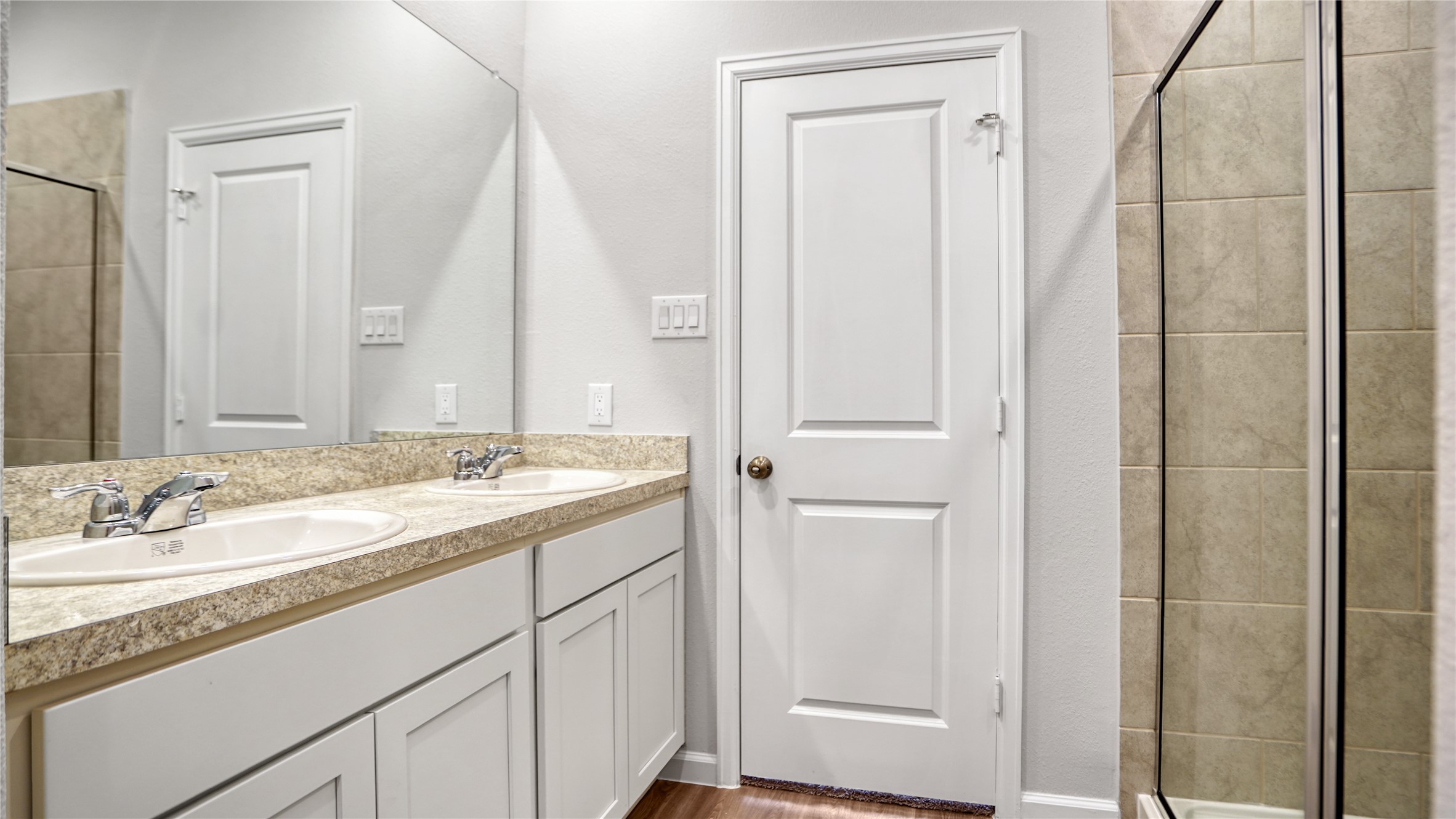 16505 Opportunity Way Property Photo 12
