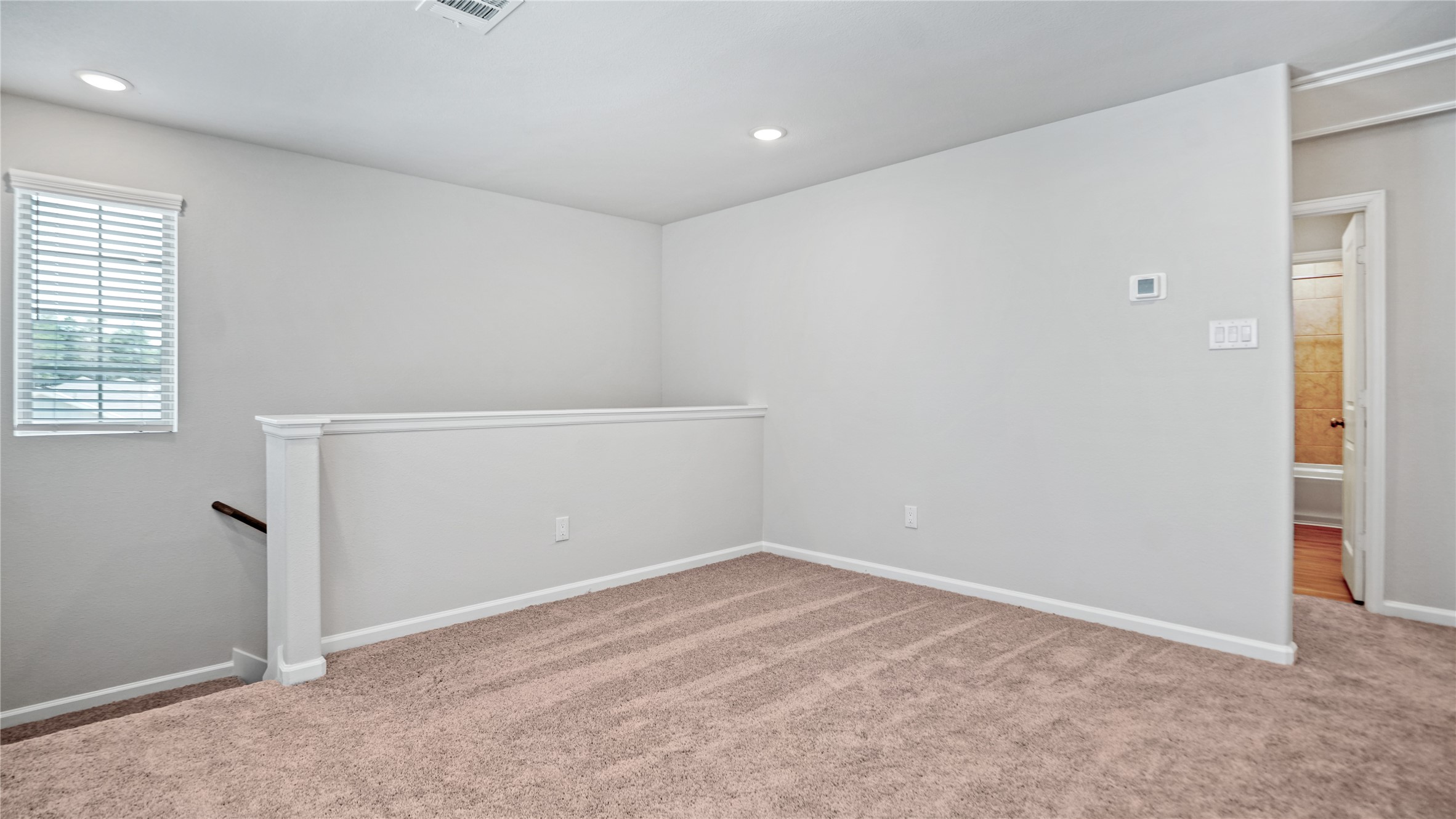 16505 Opportunity Way Property Photo 13