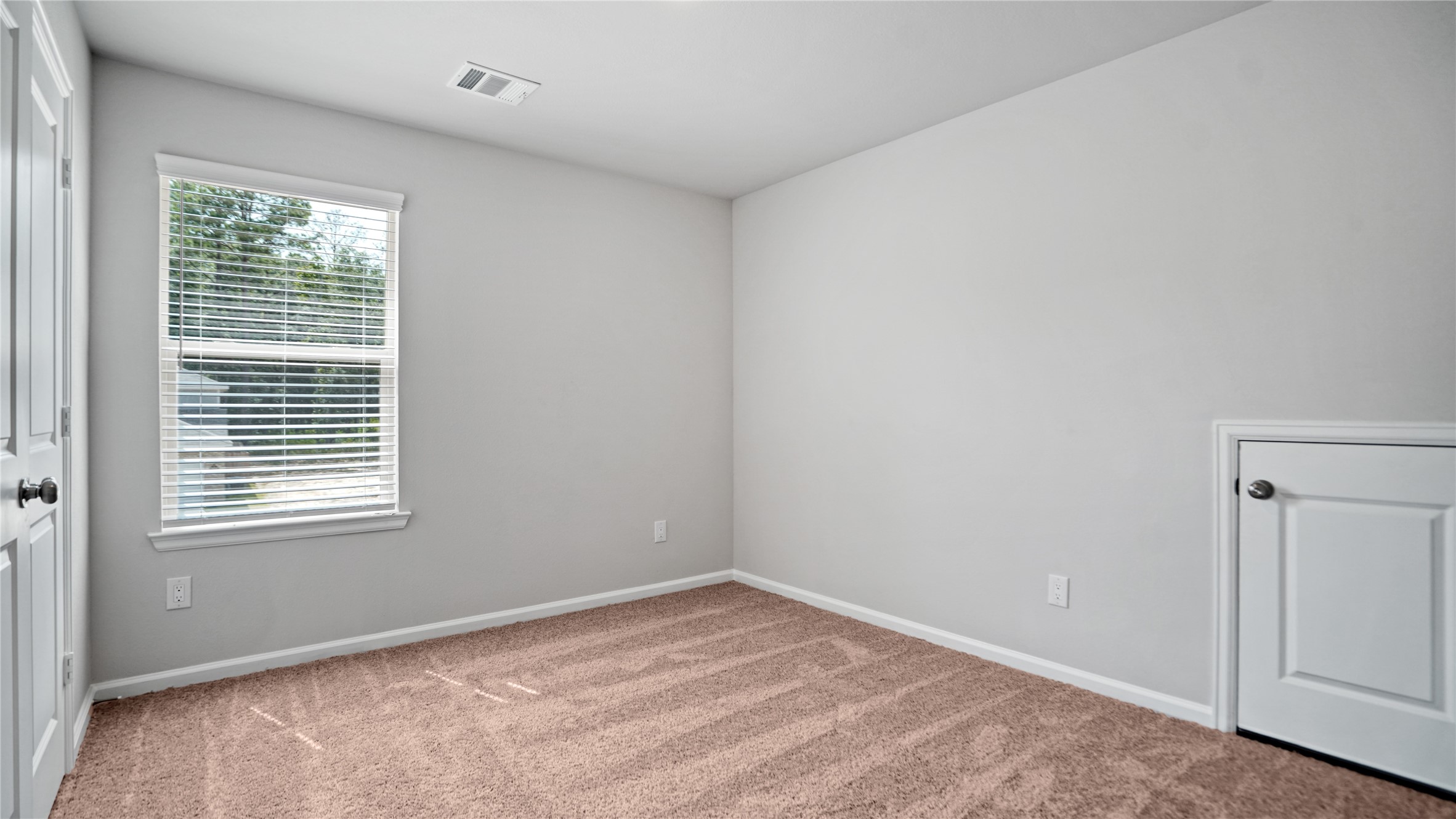 16505 Opportunity Way Property Photo 17