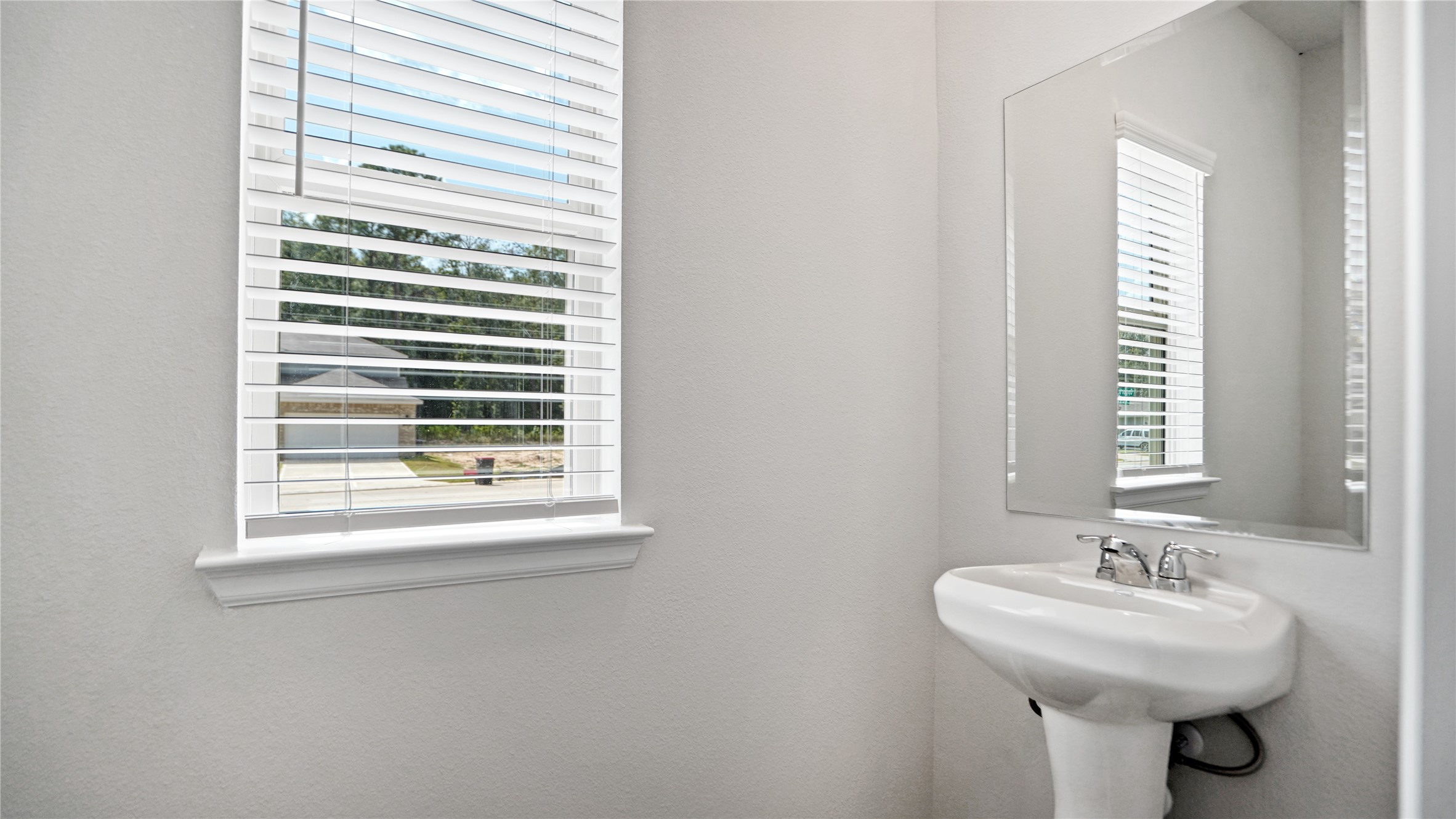 16505 Opportunity Way Property Photo 19