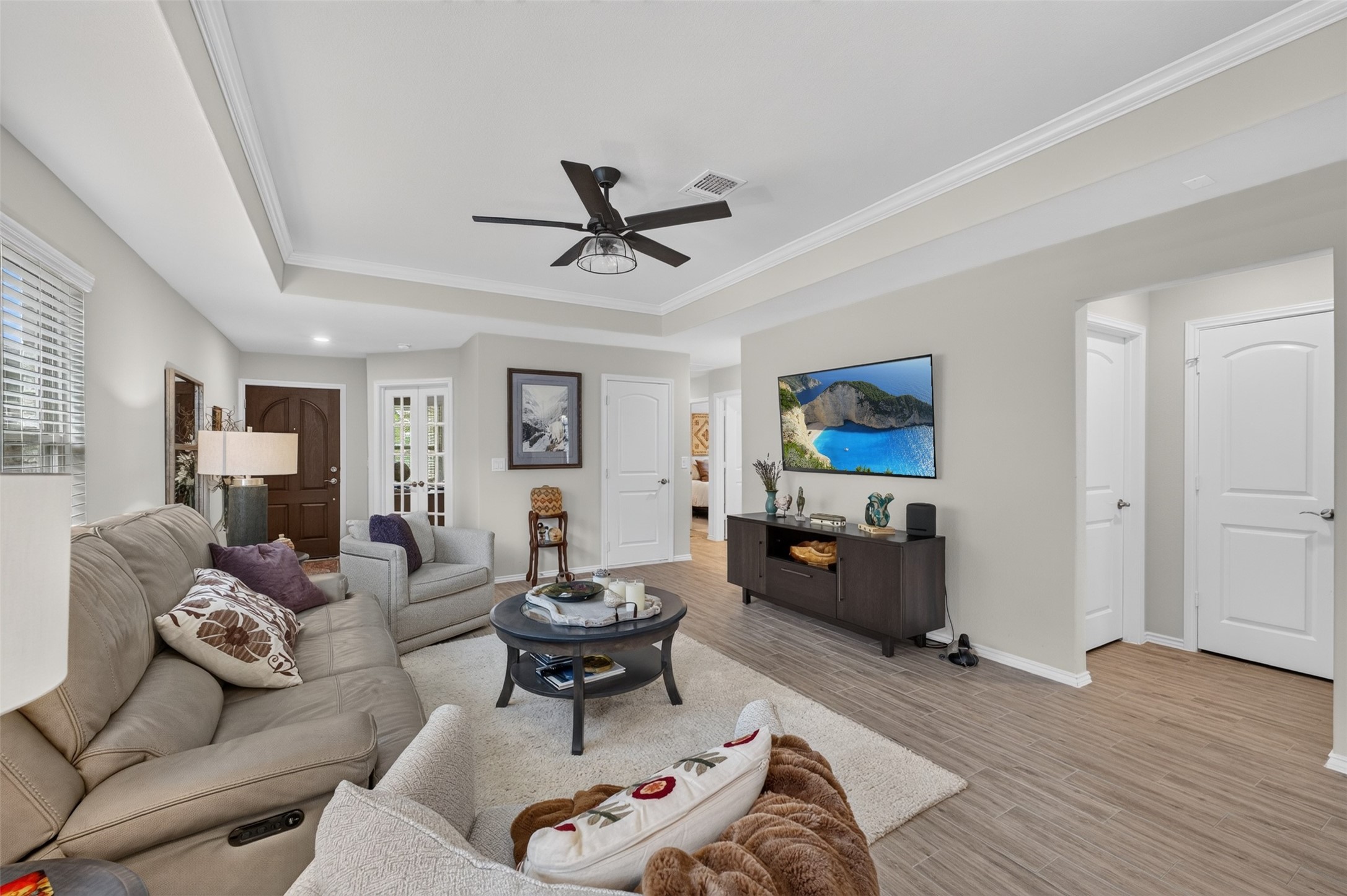 418 Thistle Thorn Drive Property Photo 8
