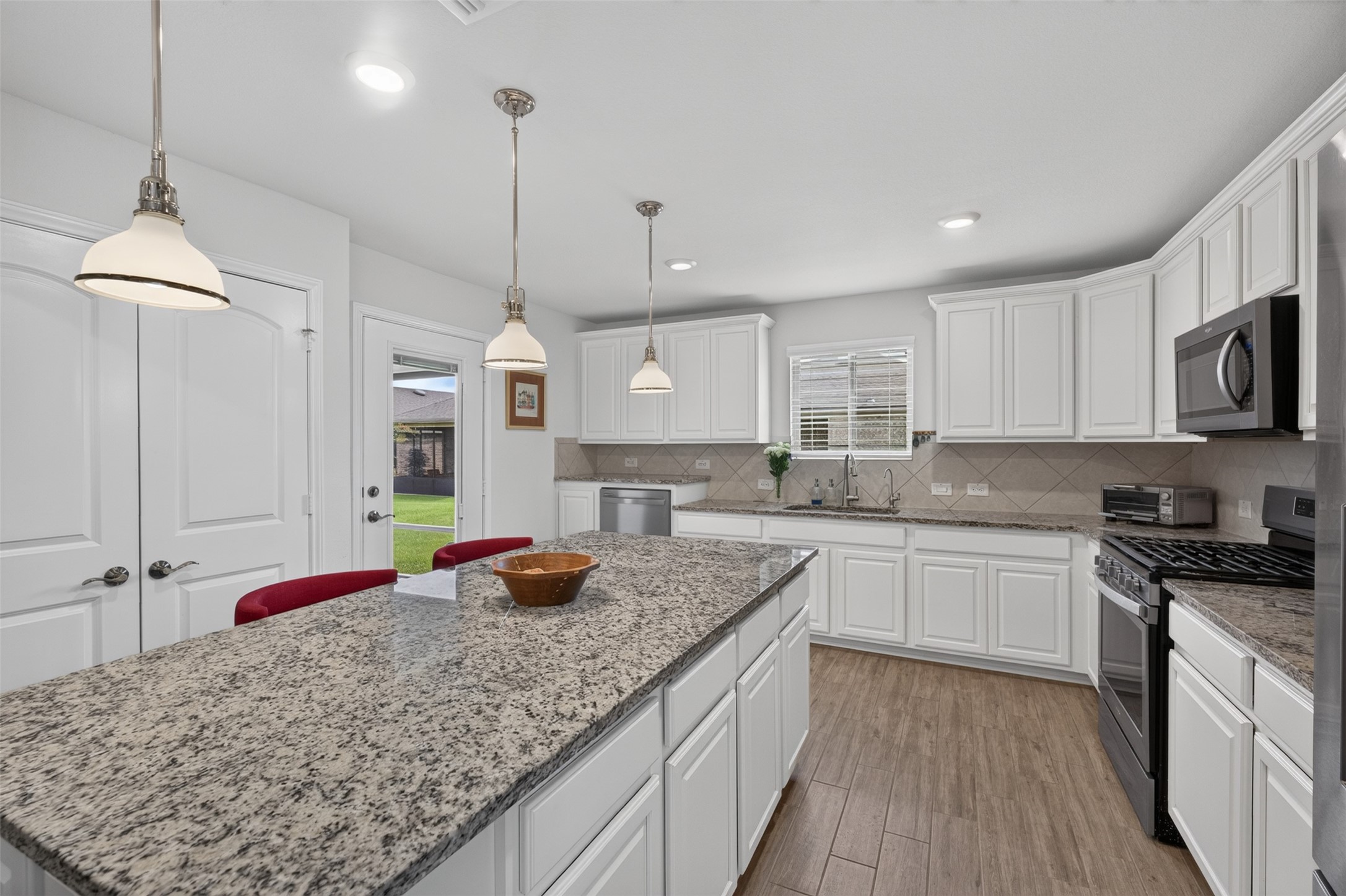 418 Thistle Thorn Drive Property Photo 12