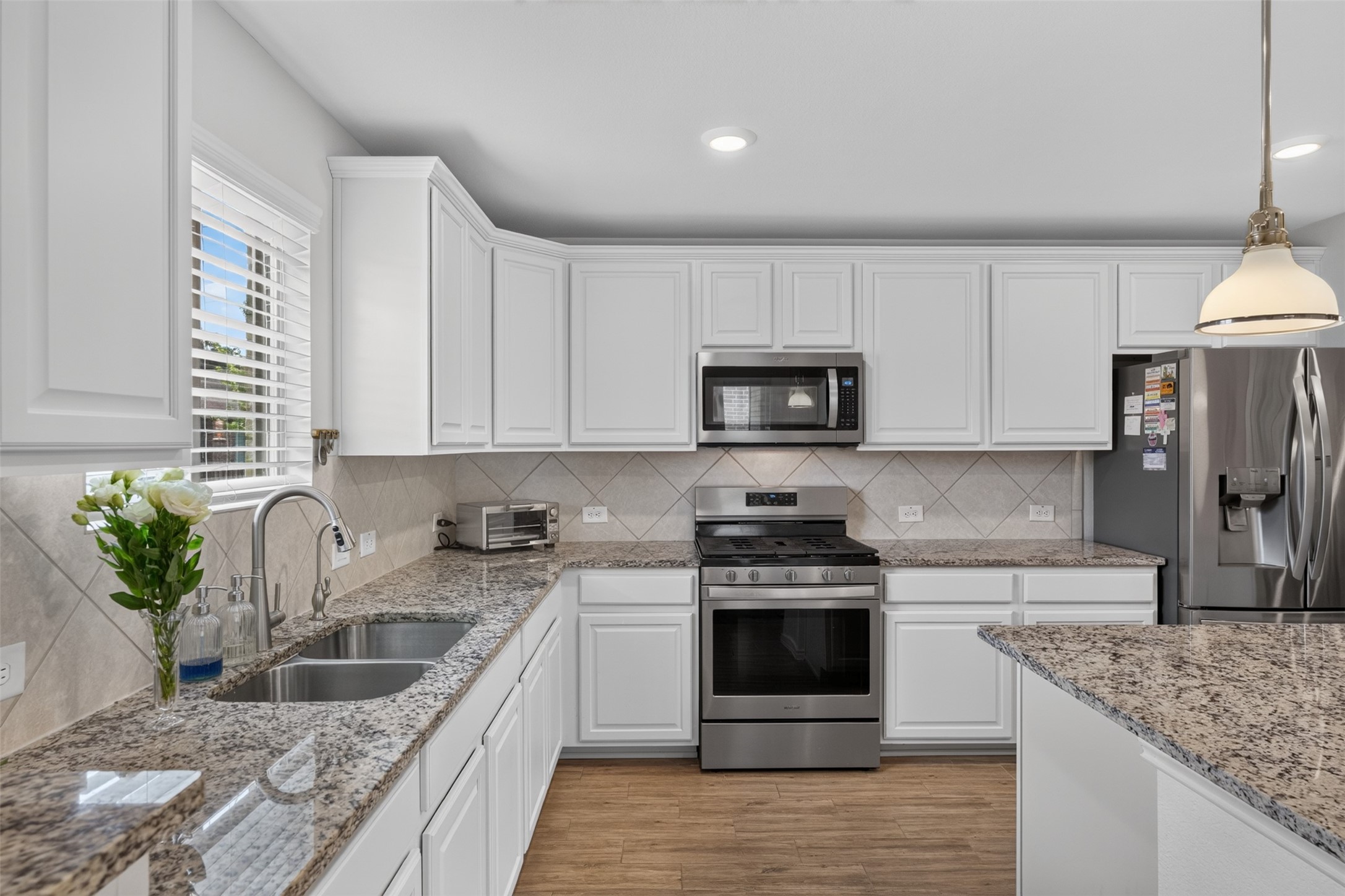 418 Thistle Thorn Drive Property Photo 13