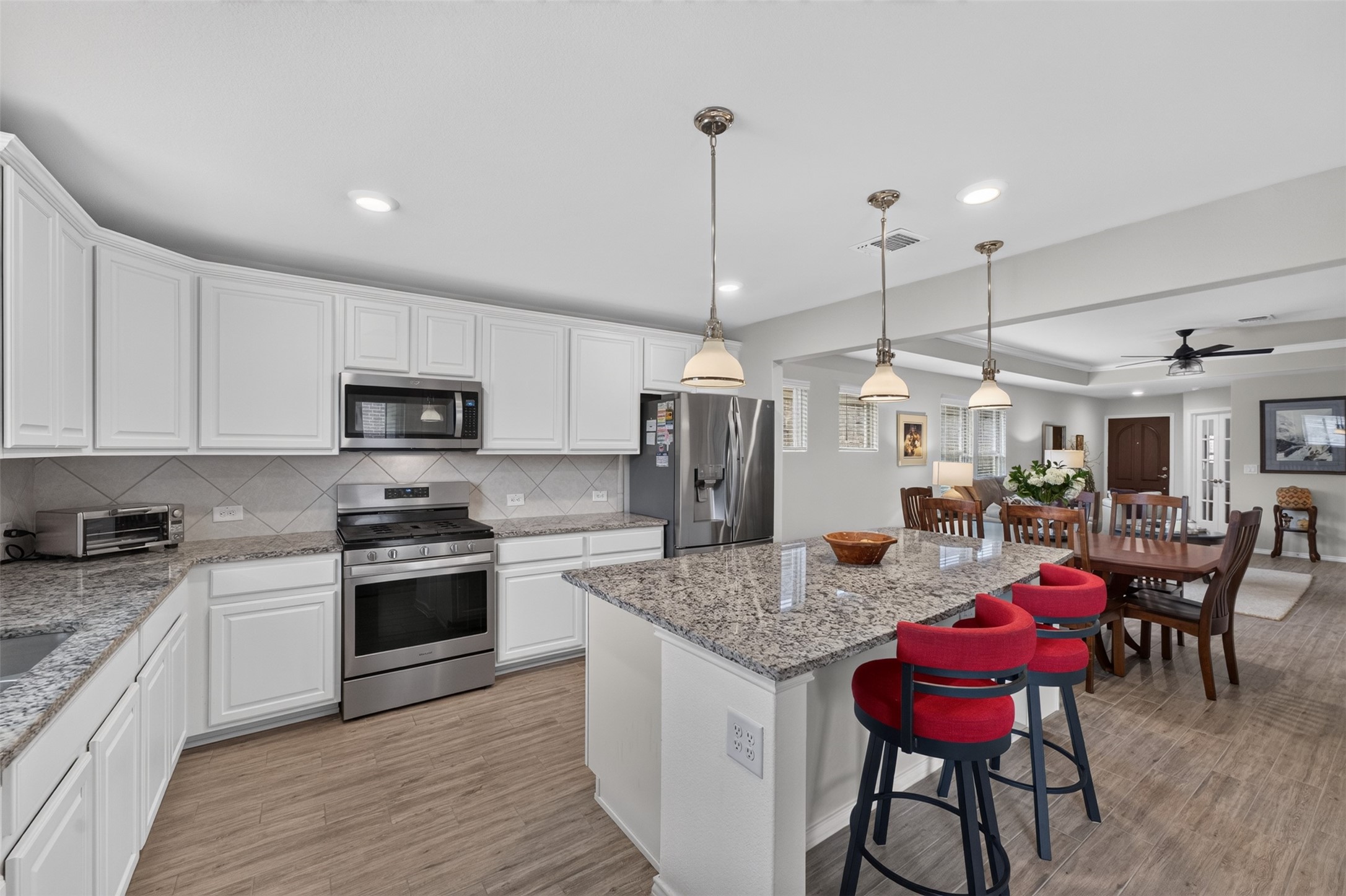 418 Thistle Thorn Drive Property Photo 14