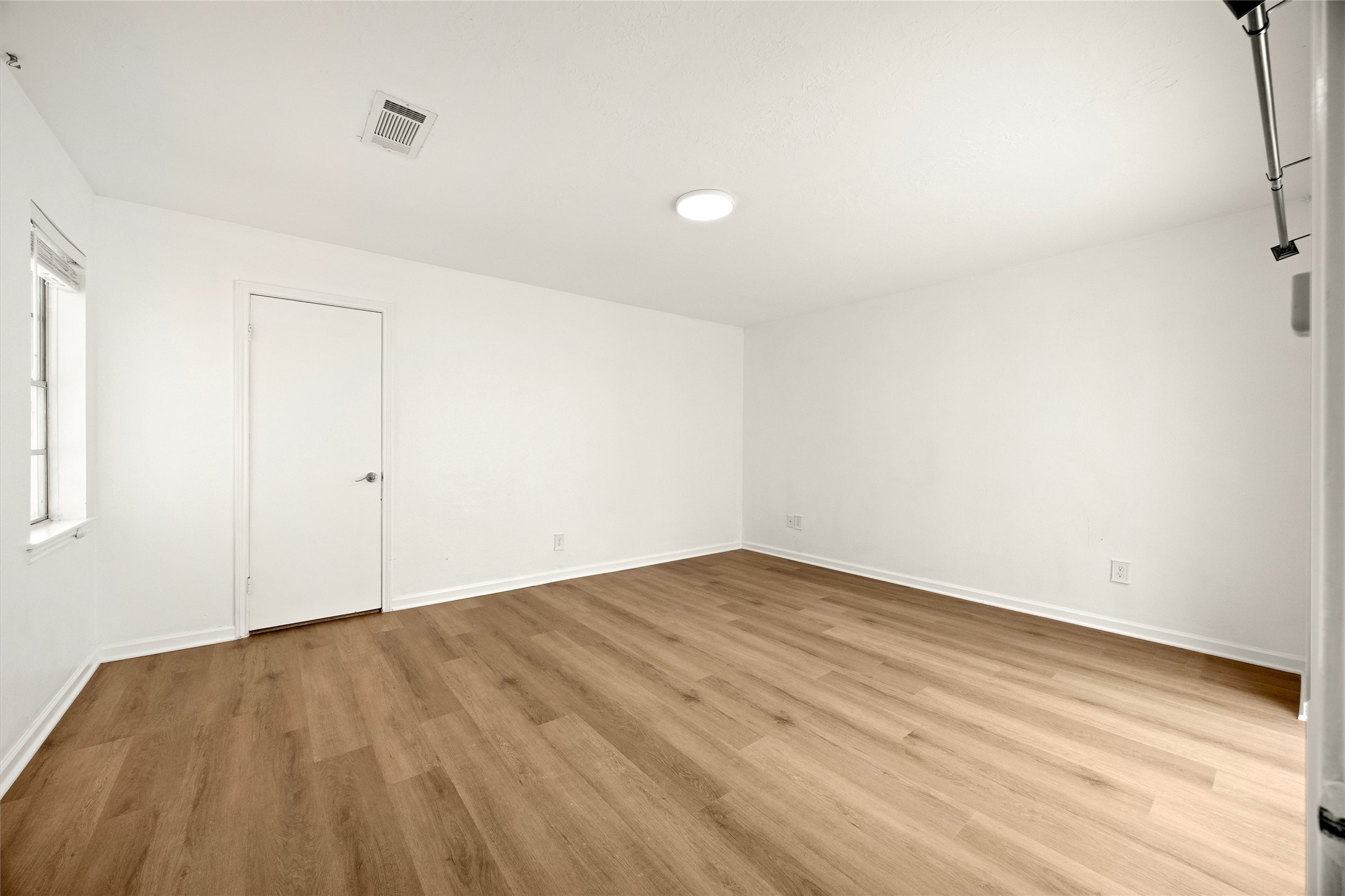 9010 Tavistock Drive Property Photo 14