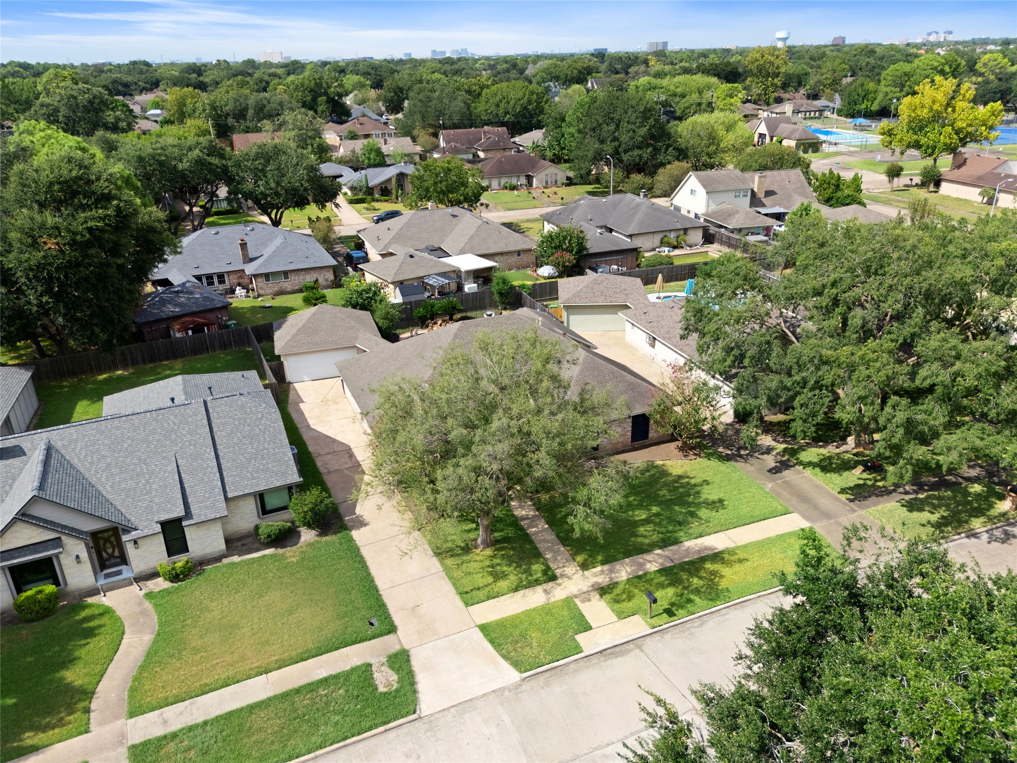 9010 Tavistock Drive Property Photo 32