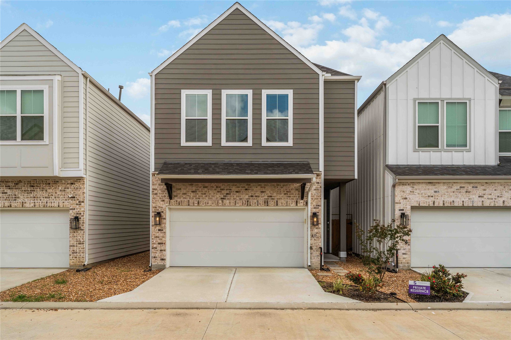 417 Stonework Landing Lane Property Photo 1