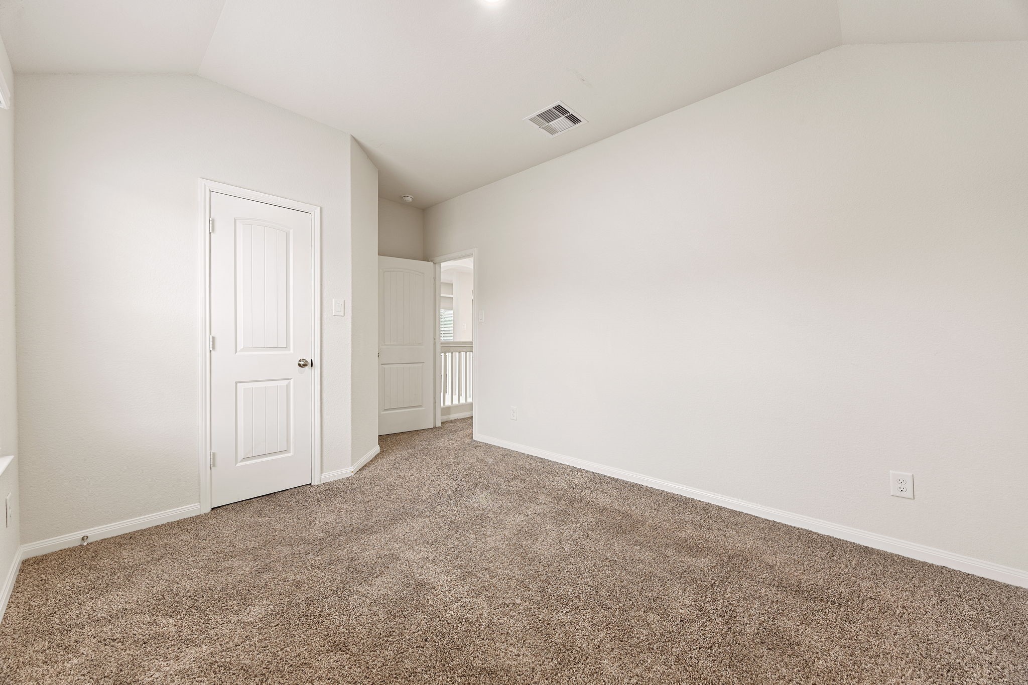 15837 Roberto Clemente Court Property Photo 43