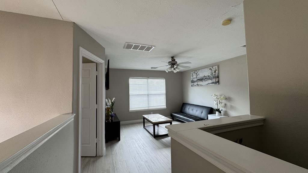 16910 Great Oaks Glen Drive Property Photo 11