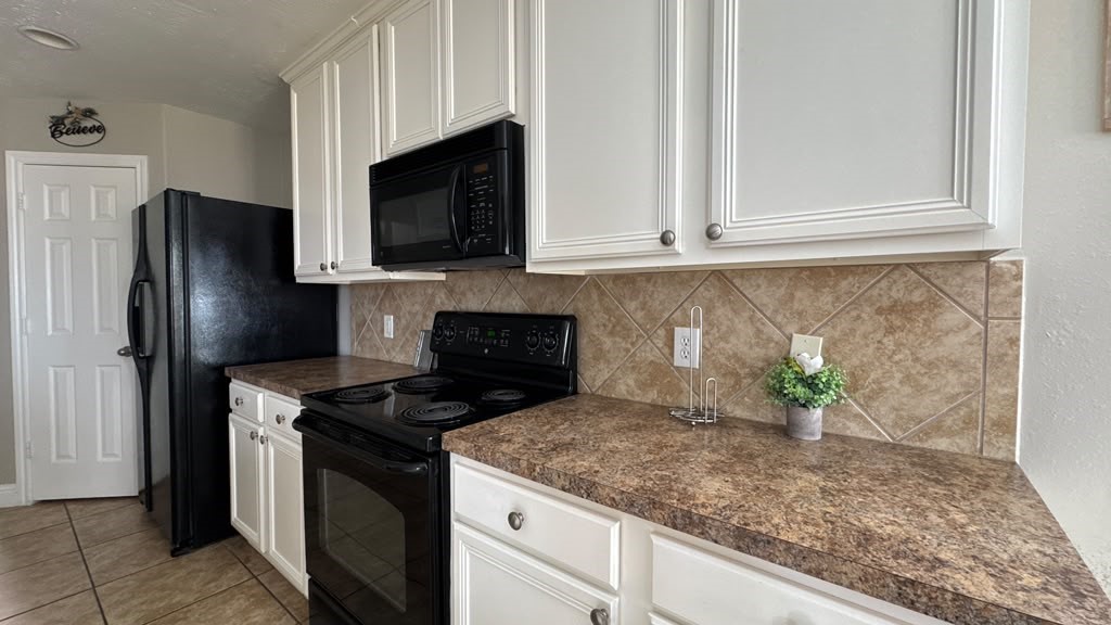 16910 Great Oaks Glen Drive Property Photo 15