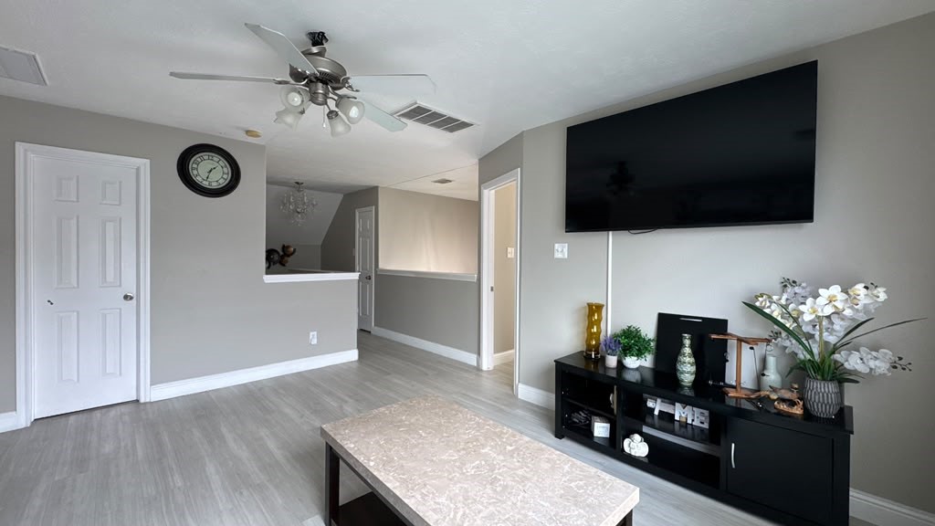 16910 Great Oaks Glen Drive Property Photo 21