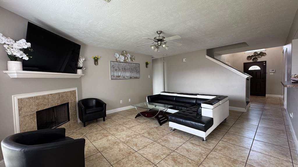 16910 Great Oaks Glen Drive Property Photo 22