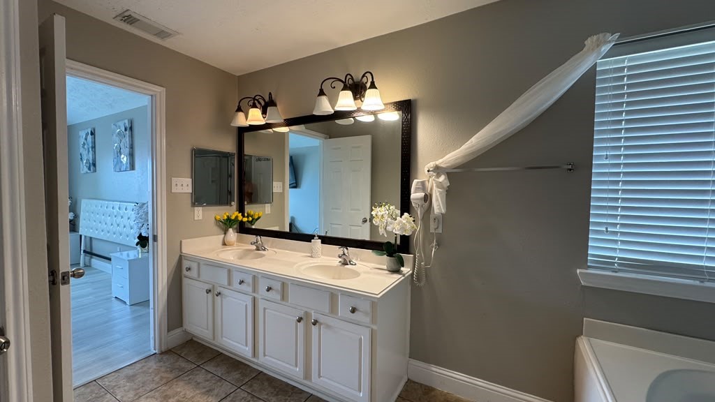 16910 Great Oaks Glen Drive Property Photo 24