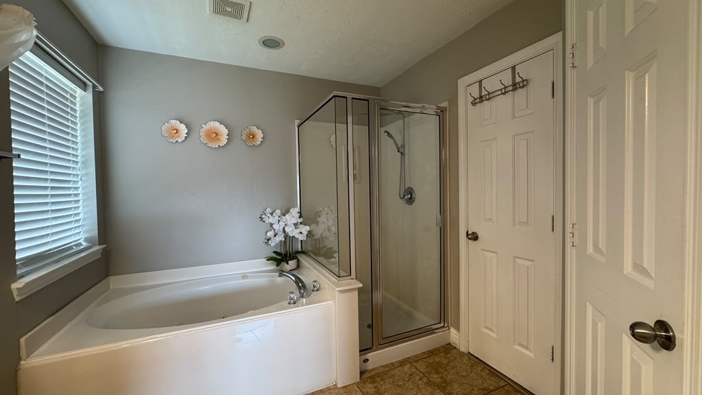 16910 Great Oaks Glen Drive Property Photo 27