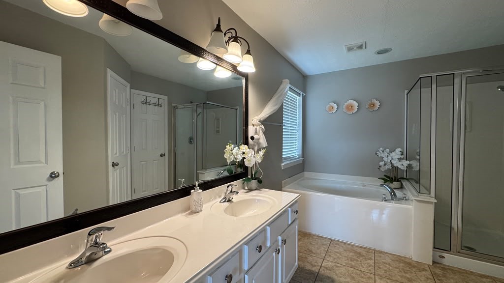 16910 Great Oaks Glen Drive Property Photo 28