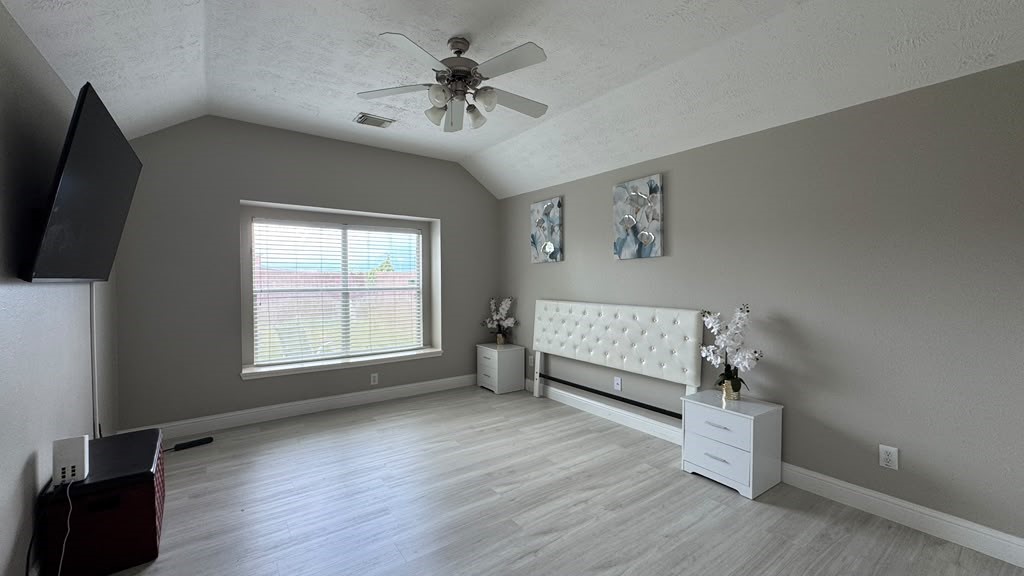 16910 Great Oaks Glen Drive Property Photo 34