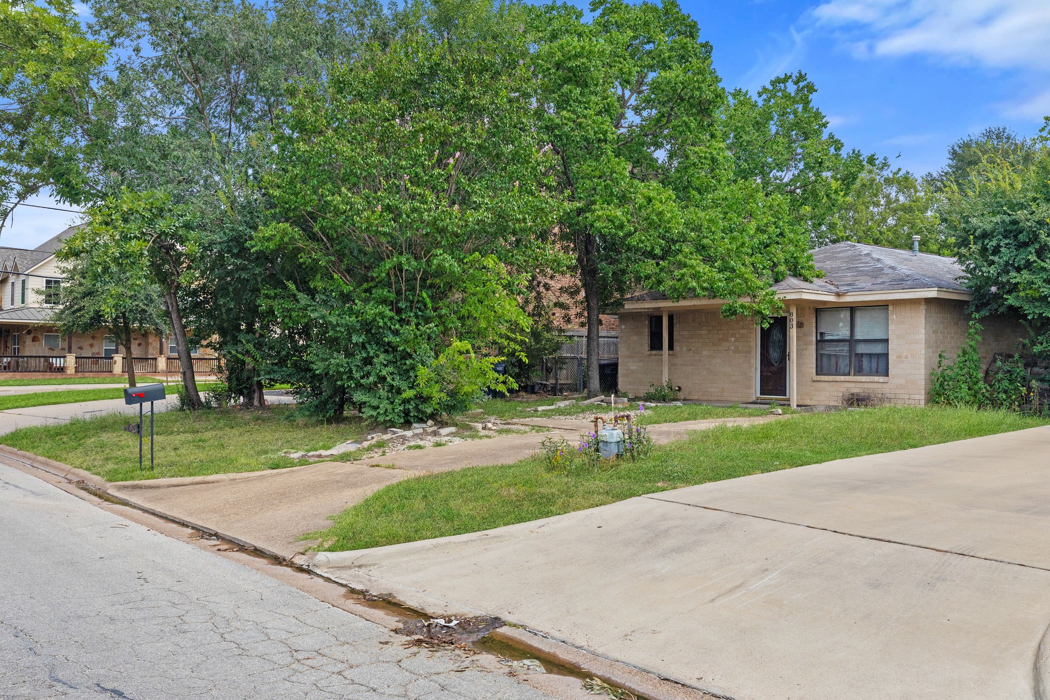 803 Fairview Avenue Property Photo