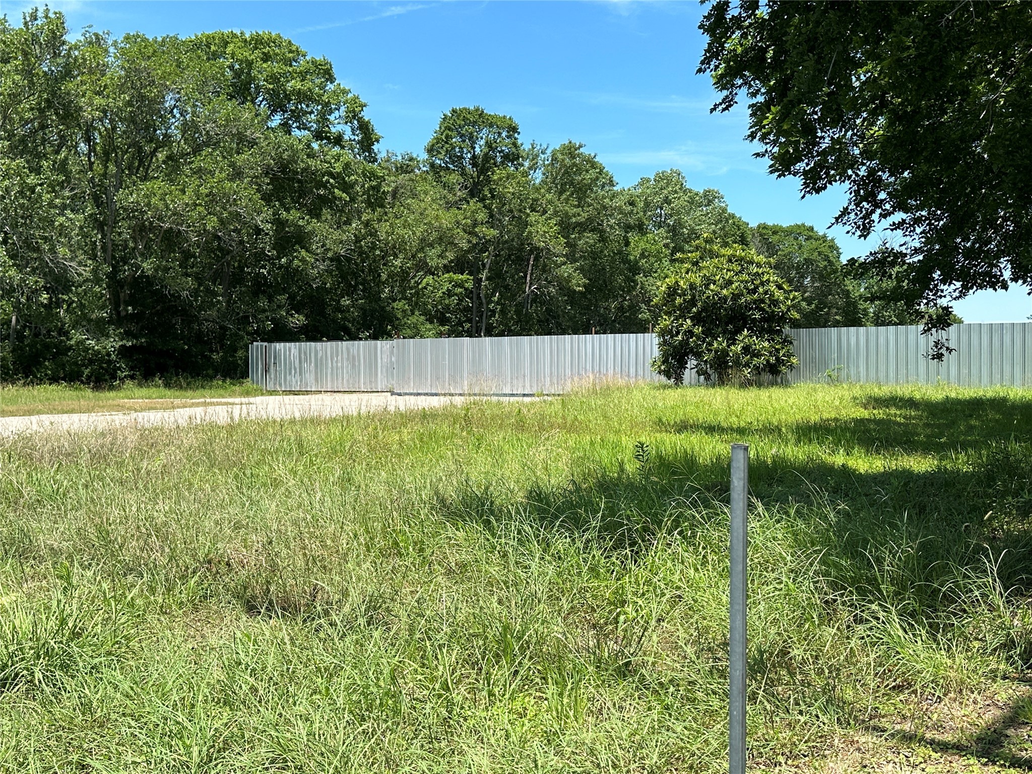 628 Highway 3 S Property Photo 1