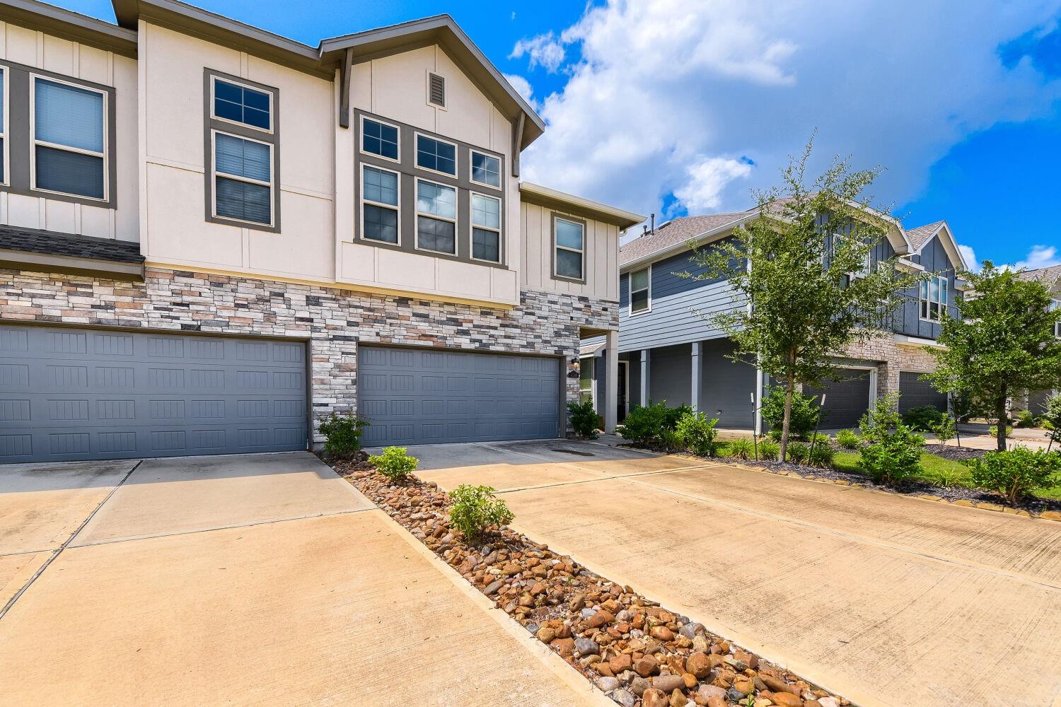 4146 Balboa Drive, Iowa Colony Tx 77583 Property Photo 3