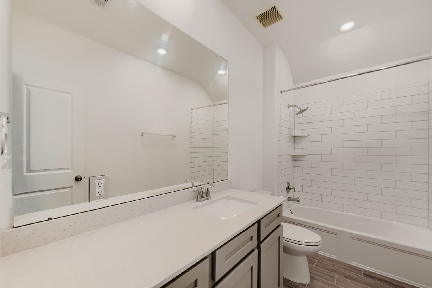 4146 Balboa Drive Property Photo 24