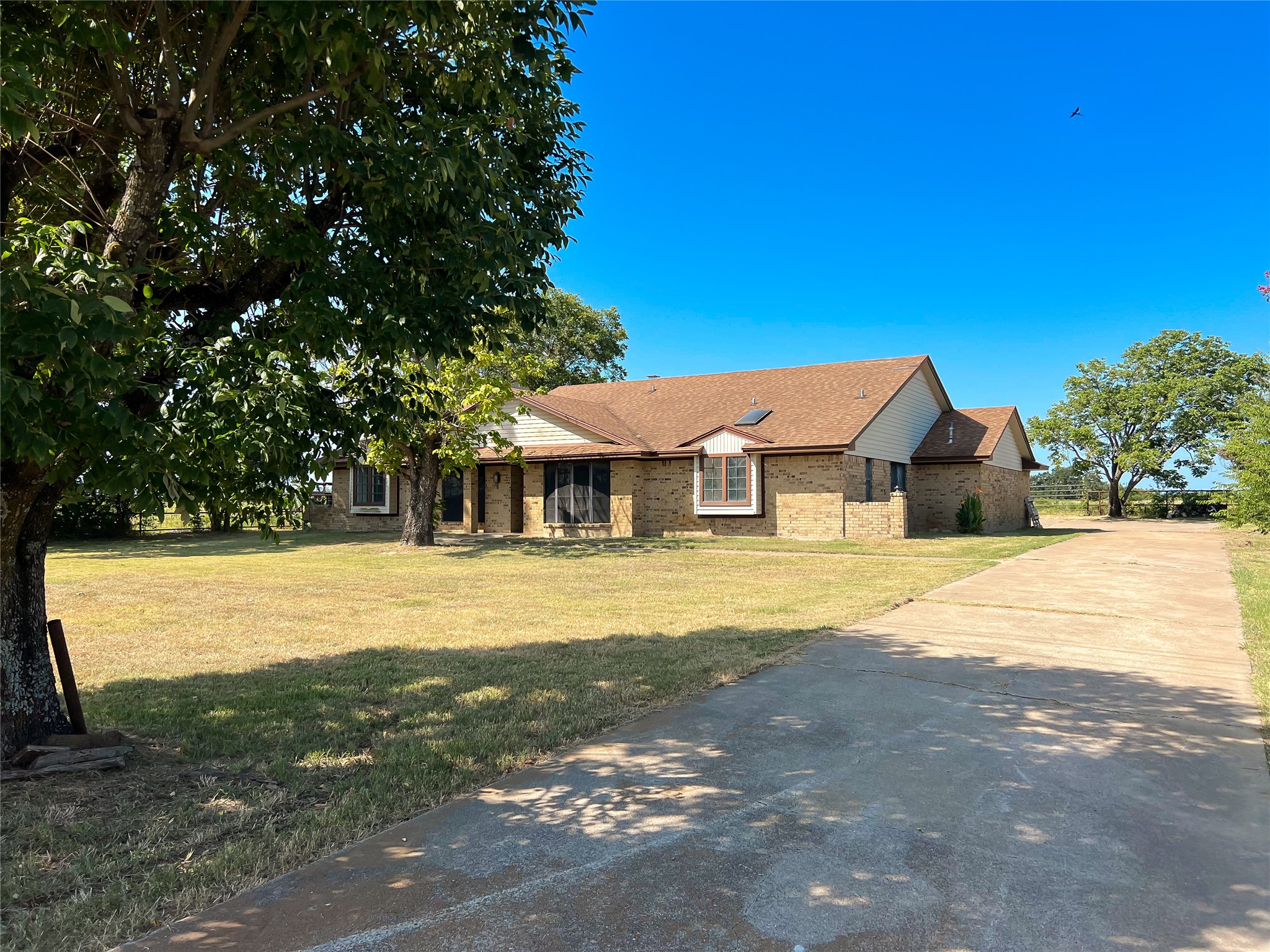 496 Fm-1512 Property Photo 6