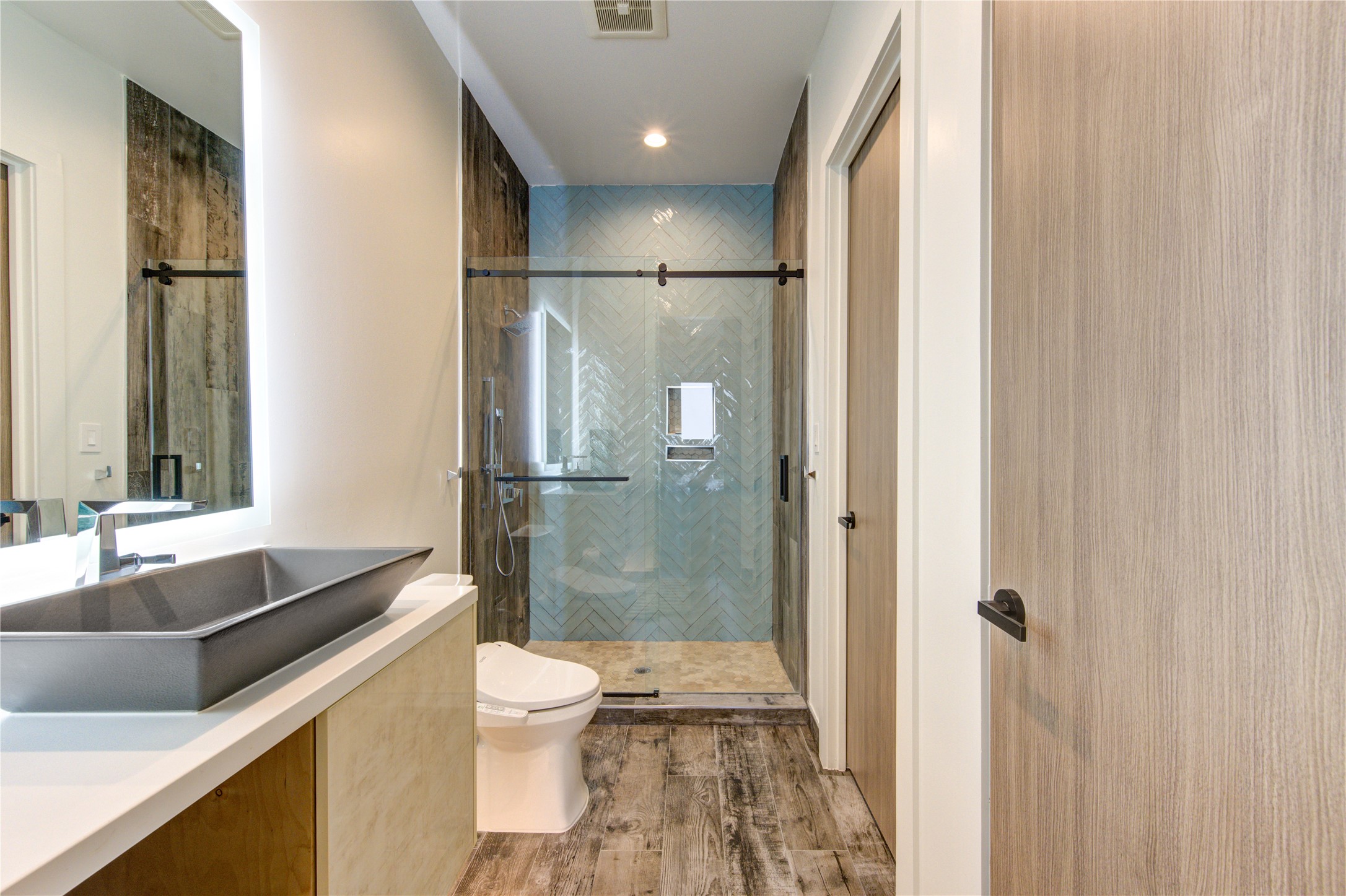 35 Swan Isle Property Photo 38