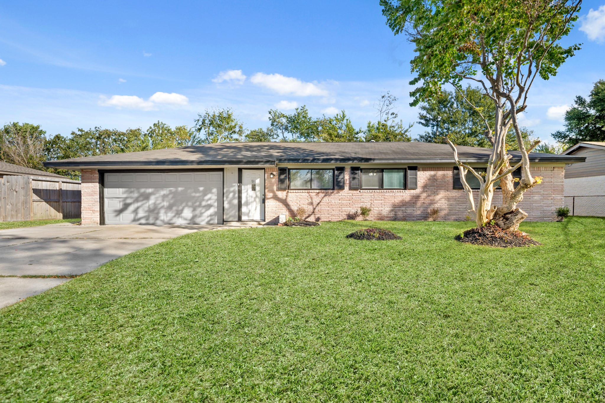 2808 28th Avenue N Property Photo 1