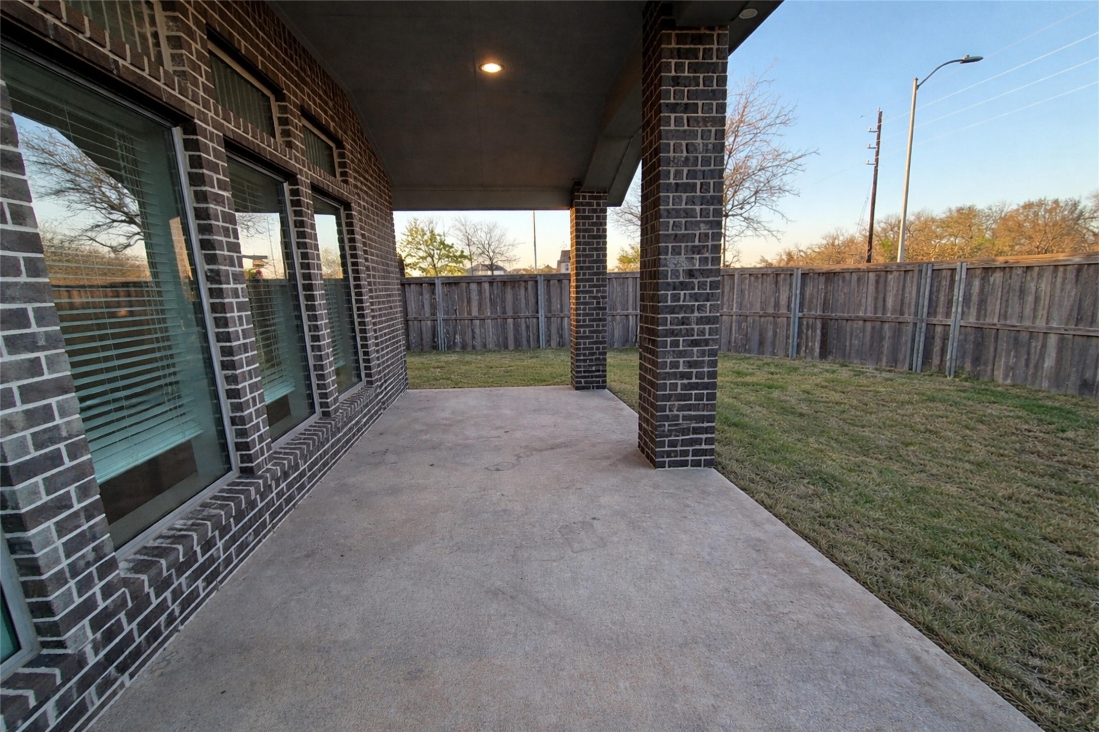 12807 Spiegel Street Property Photo 14