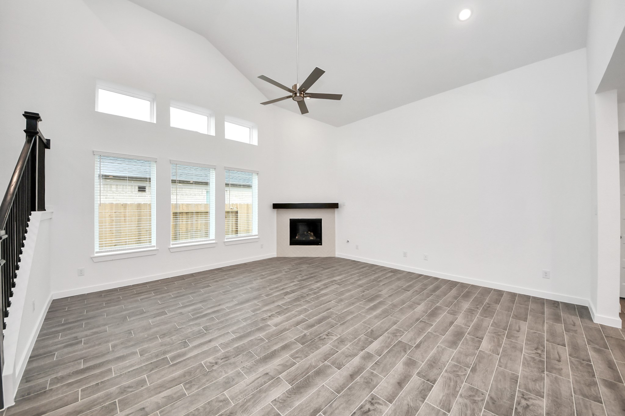 24514 Broad Park Ct Property Photo 17