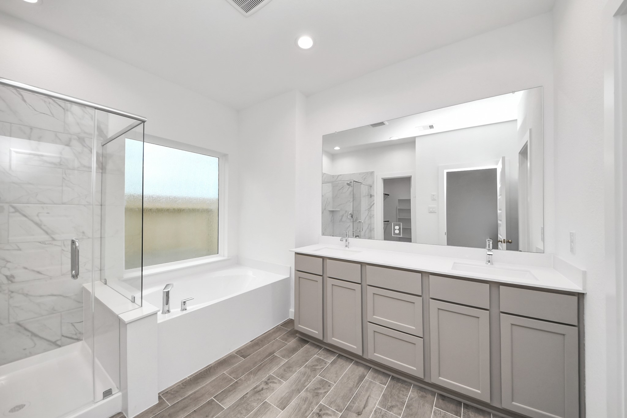 24514 Broad Park Ct Property Photo 22