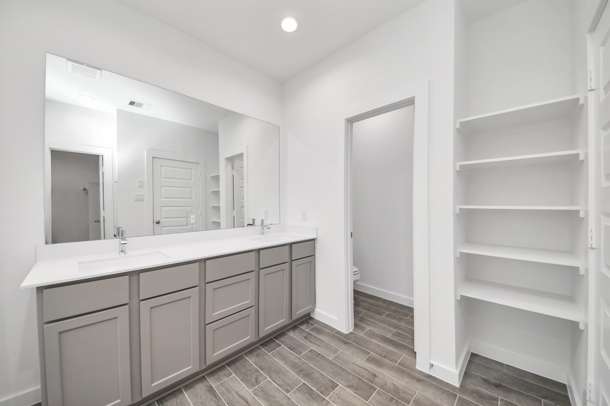 24514 Broad Park Ct Property Photo 23