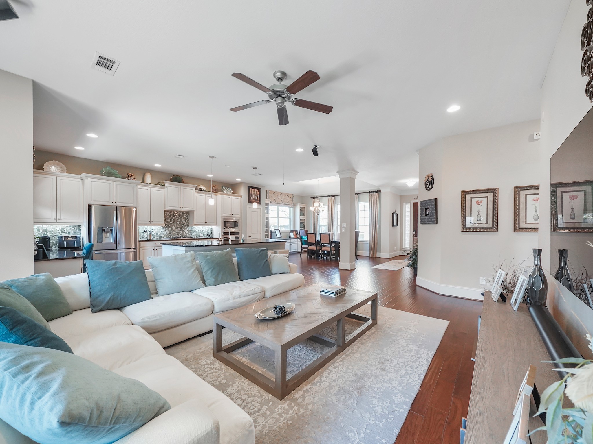 26810 Camirillo Creek Lane Property Photo 8