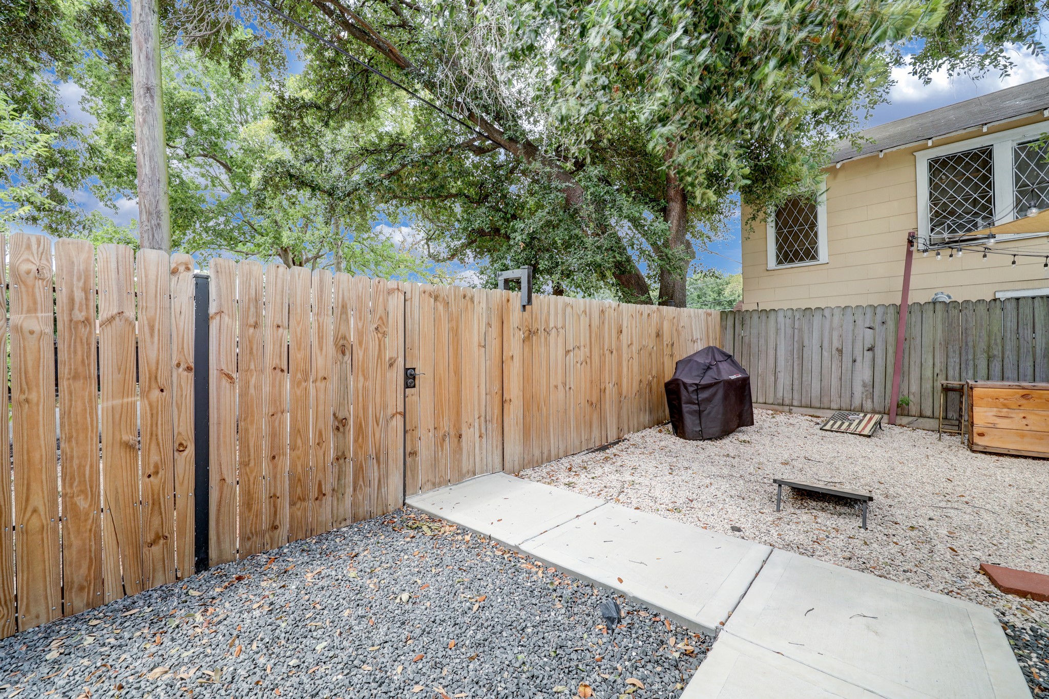 4801 Avenue H Property Photo 29