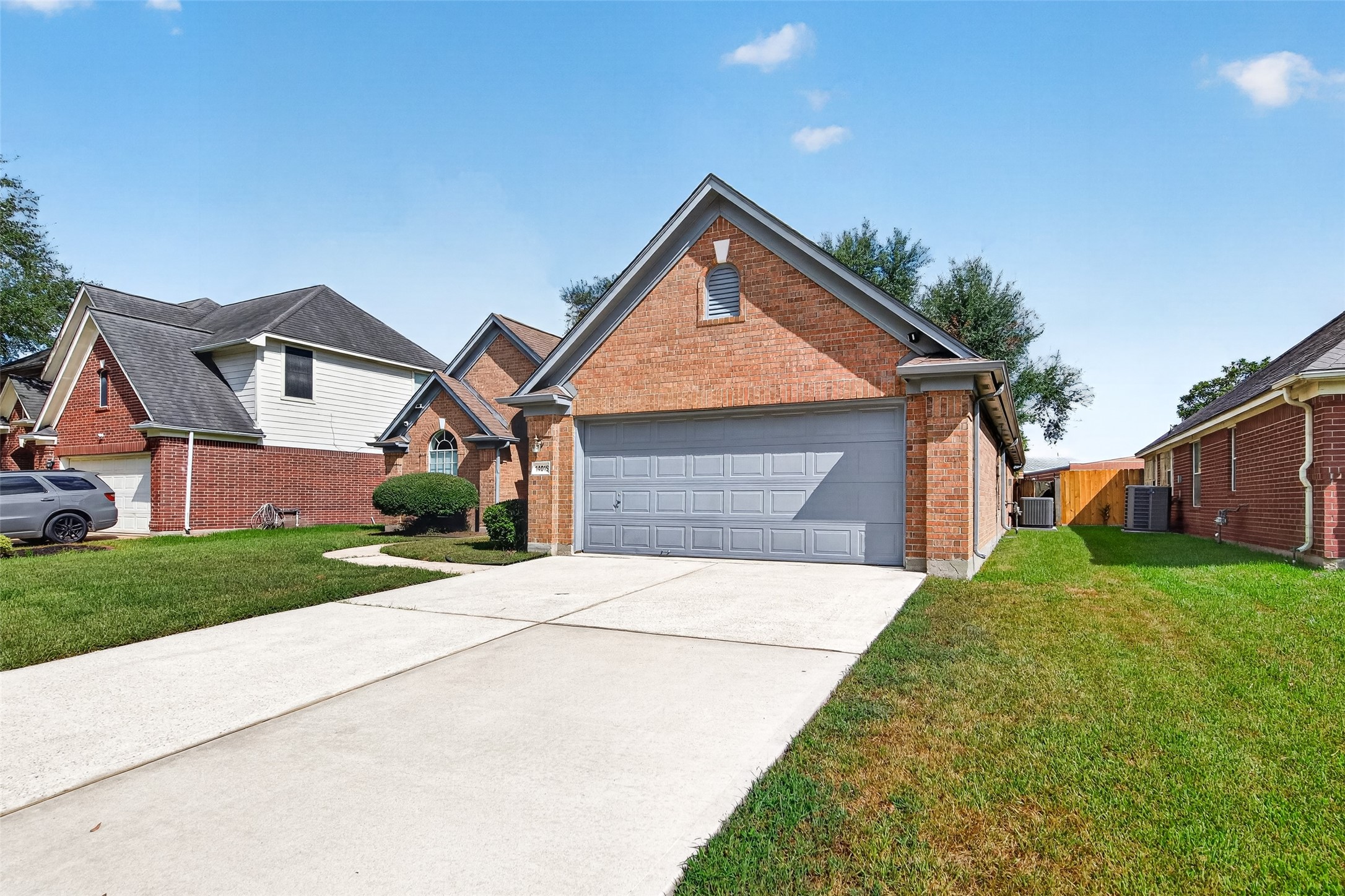 14015 Long Shadow Drive Property Photo 3