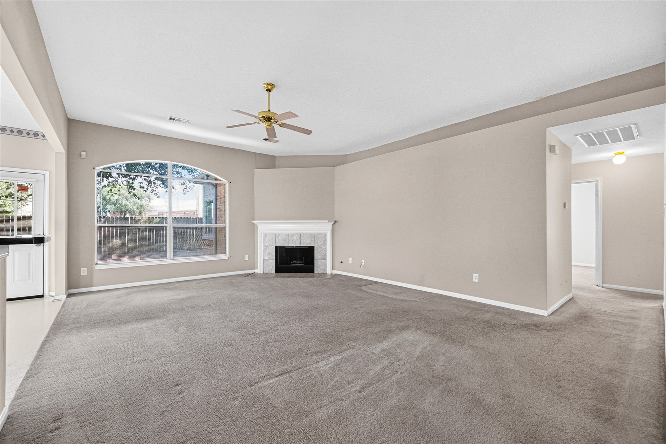 14015 Long Shadow Drive Property Photo 15