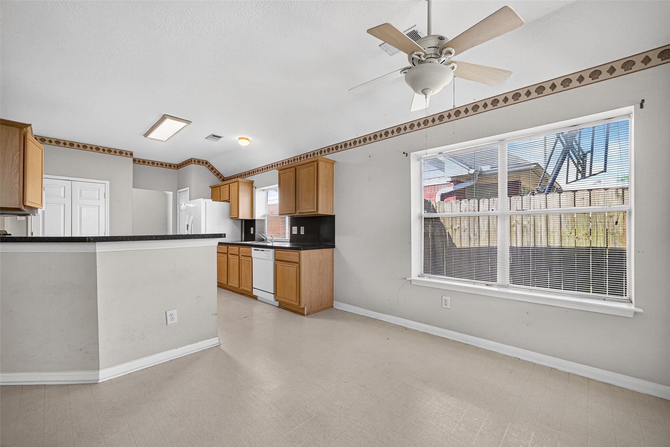 14015 Long Shadow Drive Property Photo 19