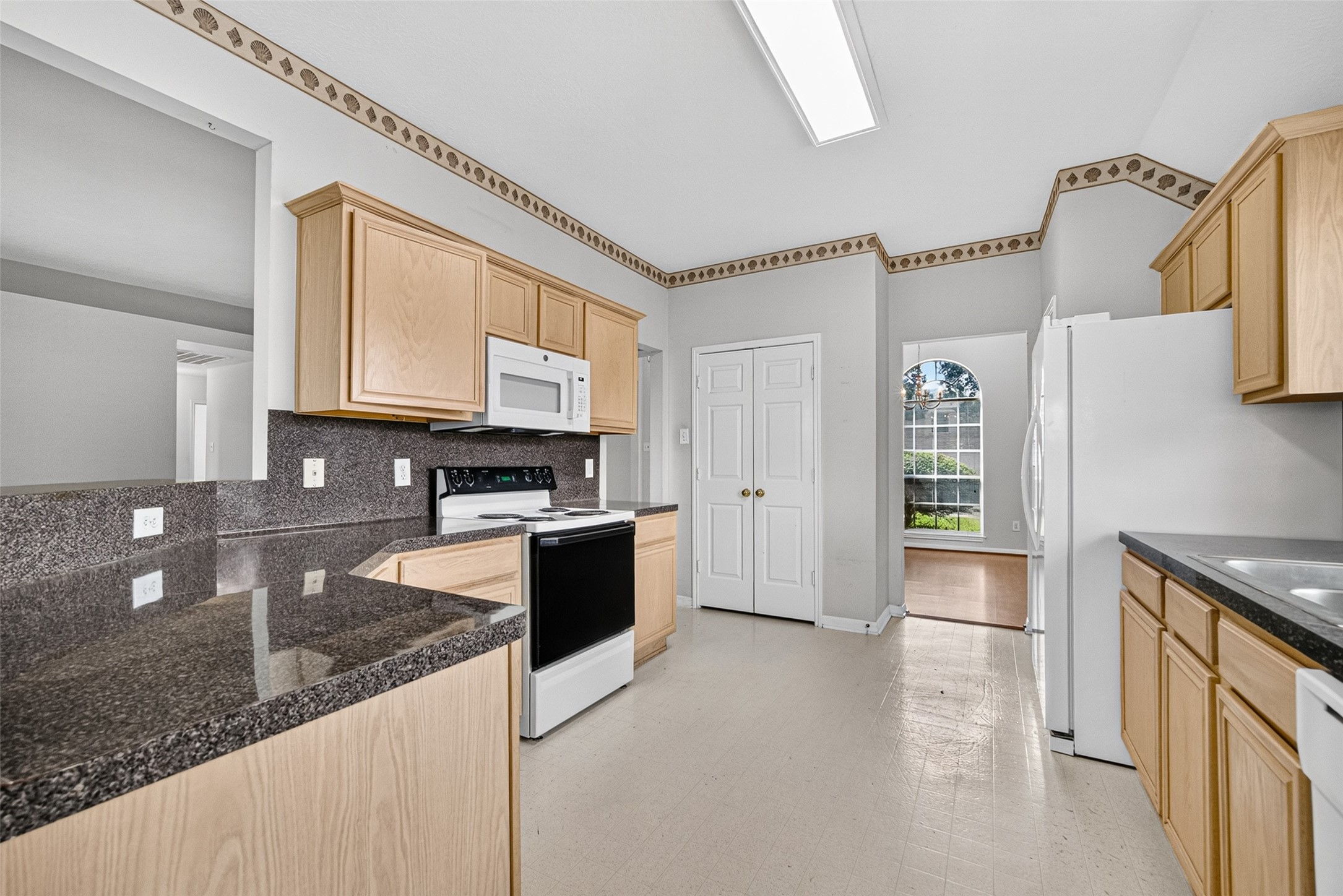 14015 Long Shadow Drive Property Photo 22